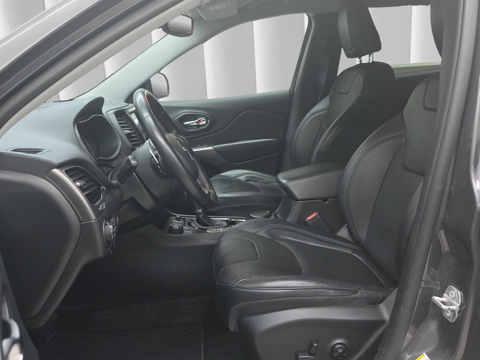 JEEP Cherokee 2.0 T Limited AWD-image-10