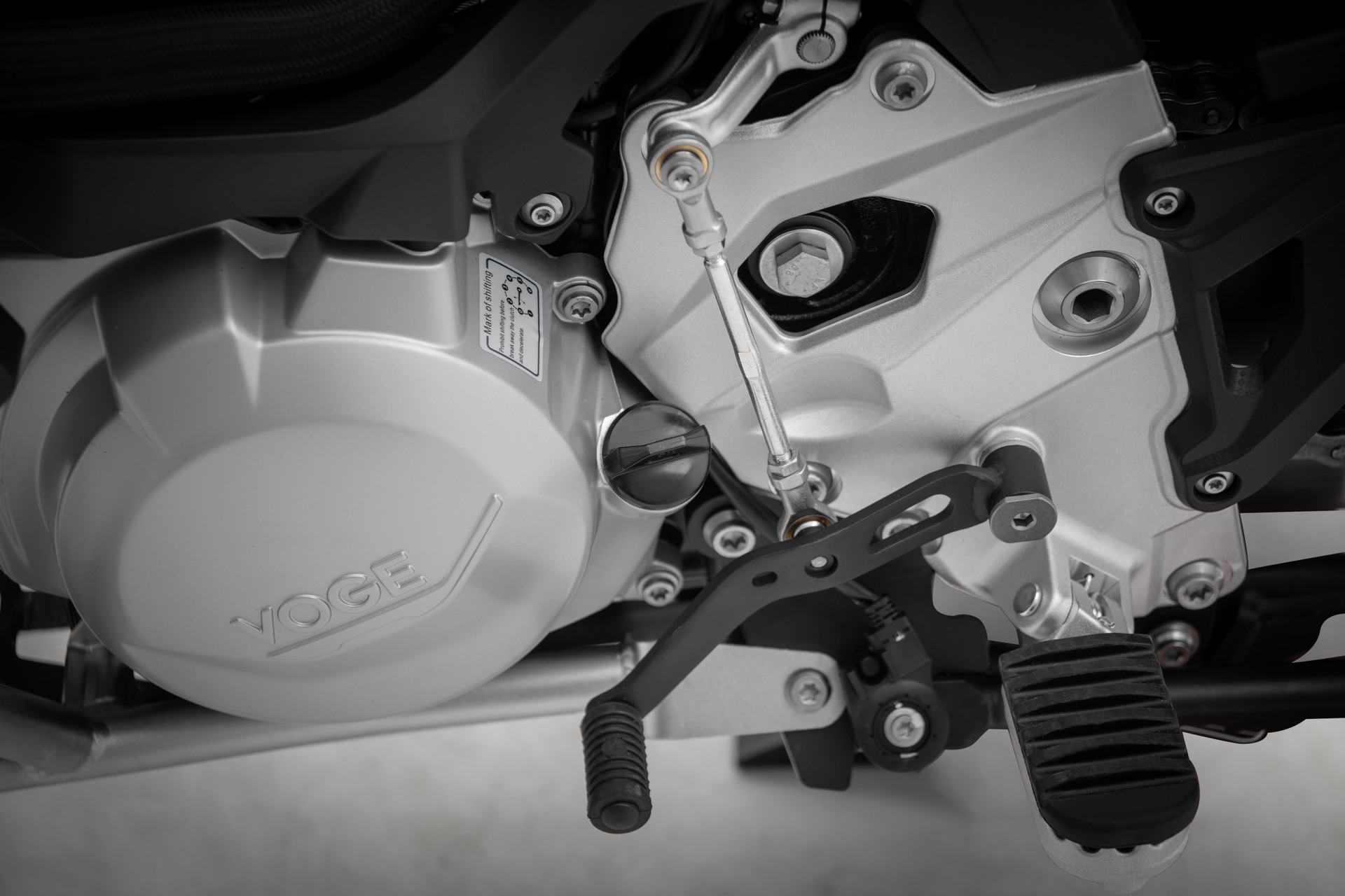 VOGE 900 DSX-image-4
