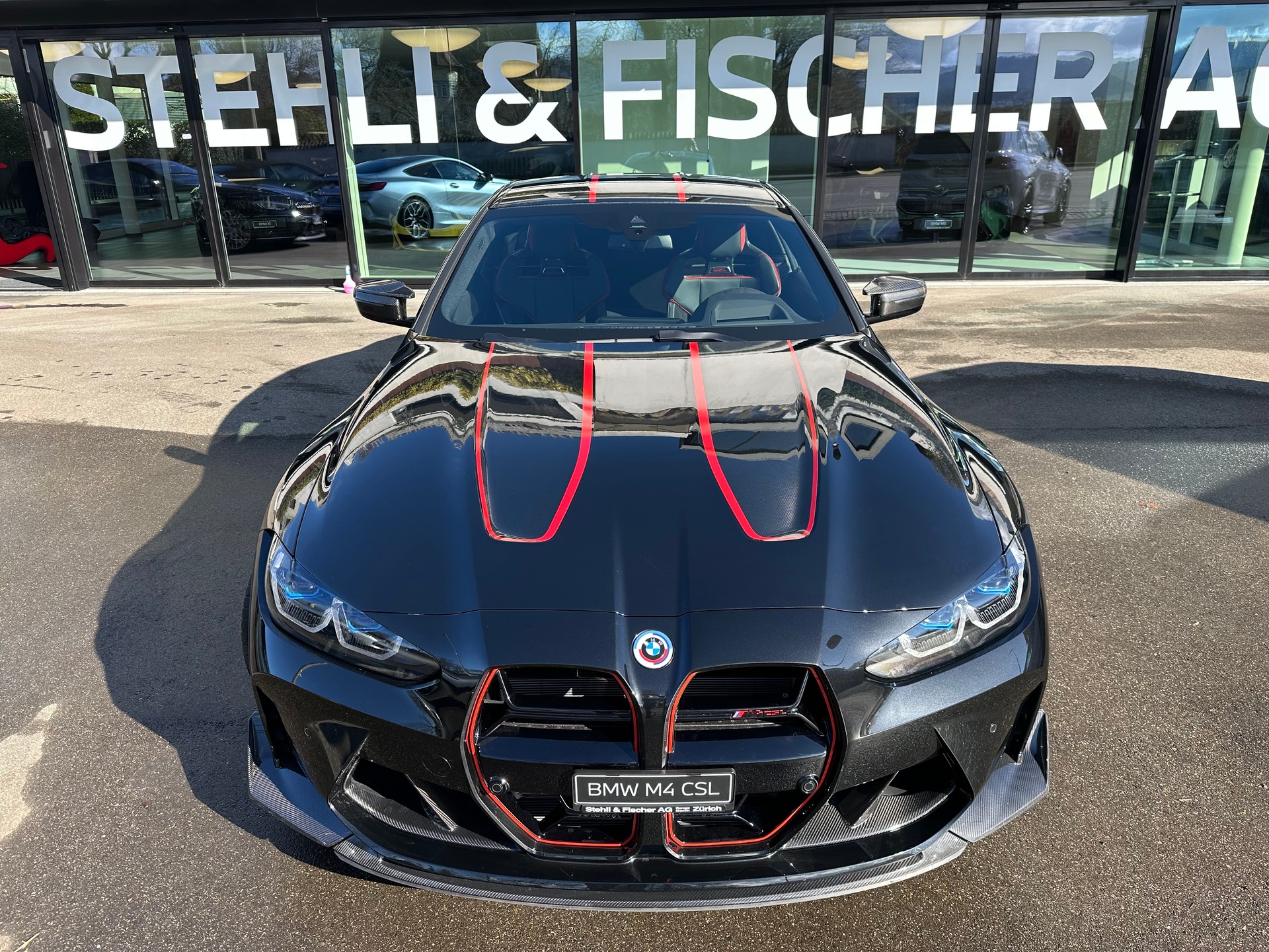 BMW M4 CSL Coupé-showroom-element-2