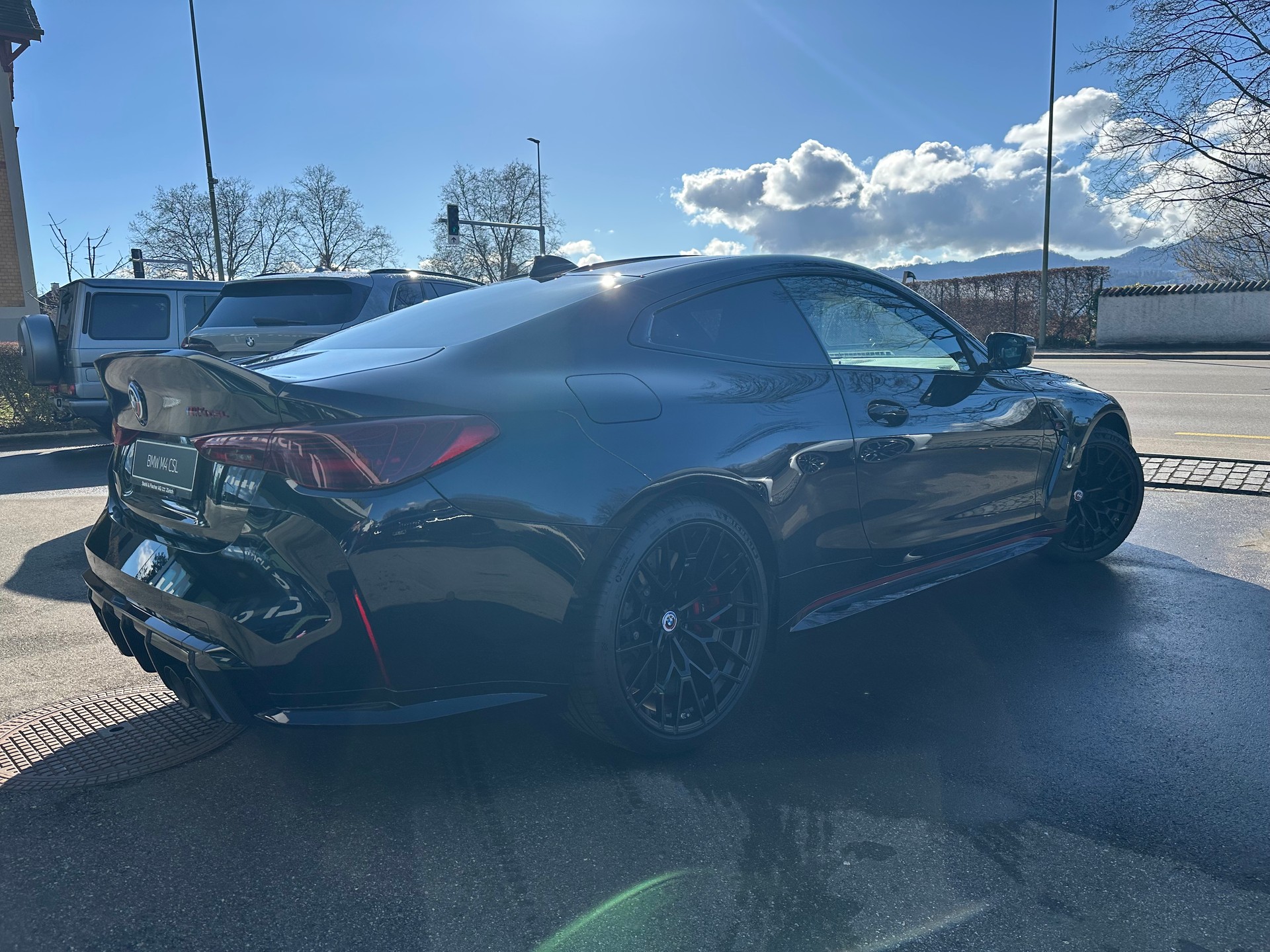 BMW M4 CSL Coupé-showroom-element-3