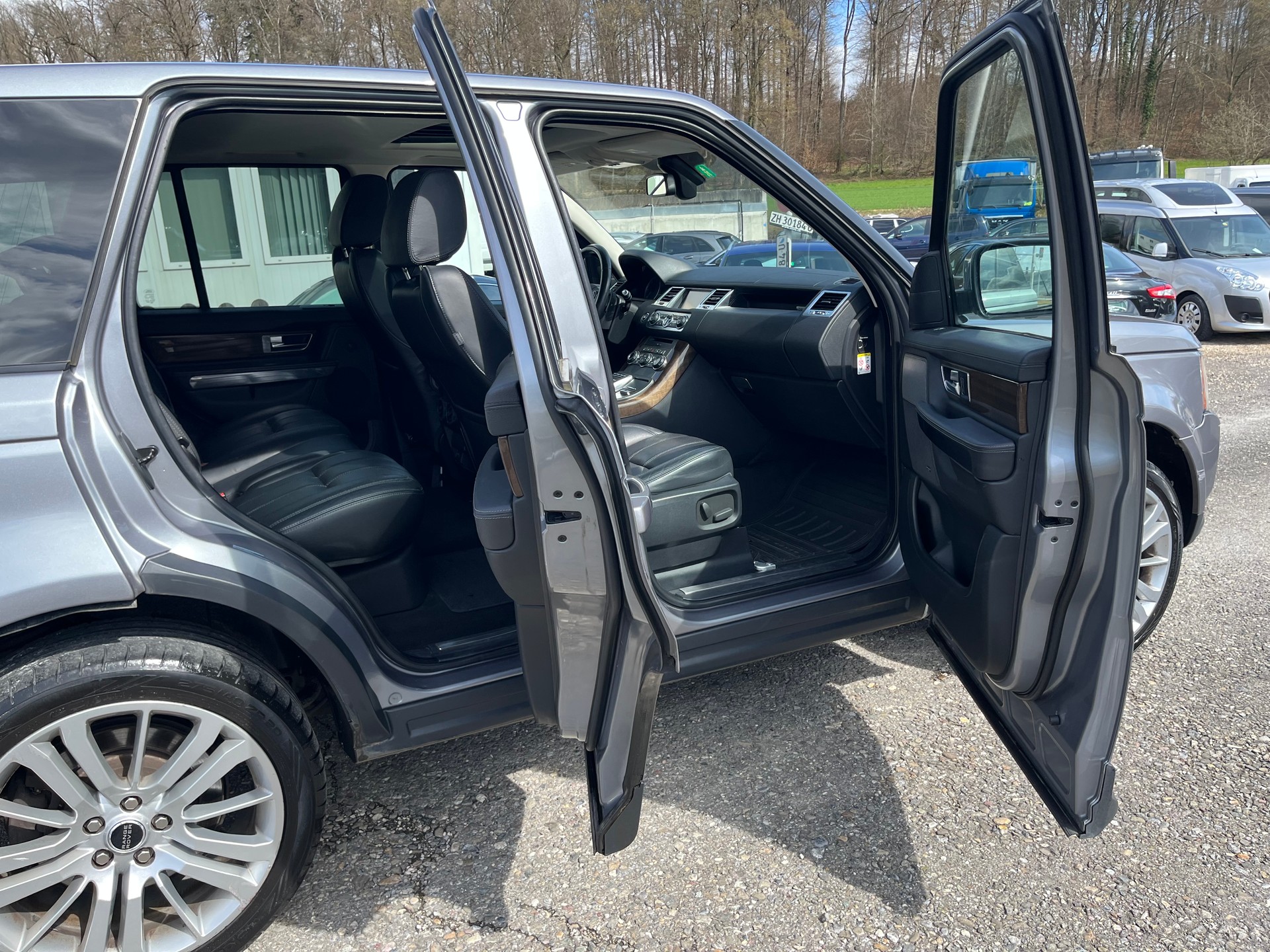 LAND ROVER Range Rover Sport 3.0 TDV6 HSE Automatic-image-7