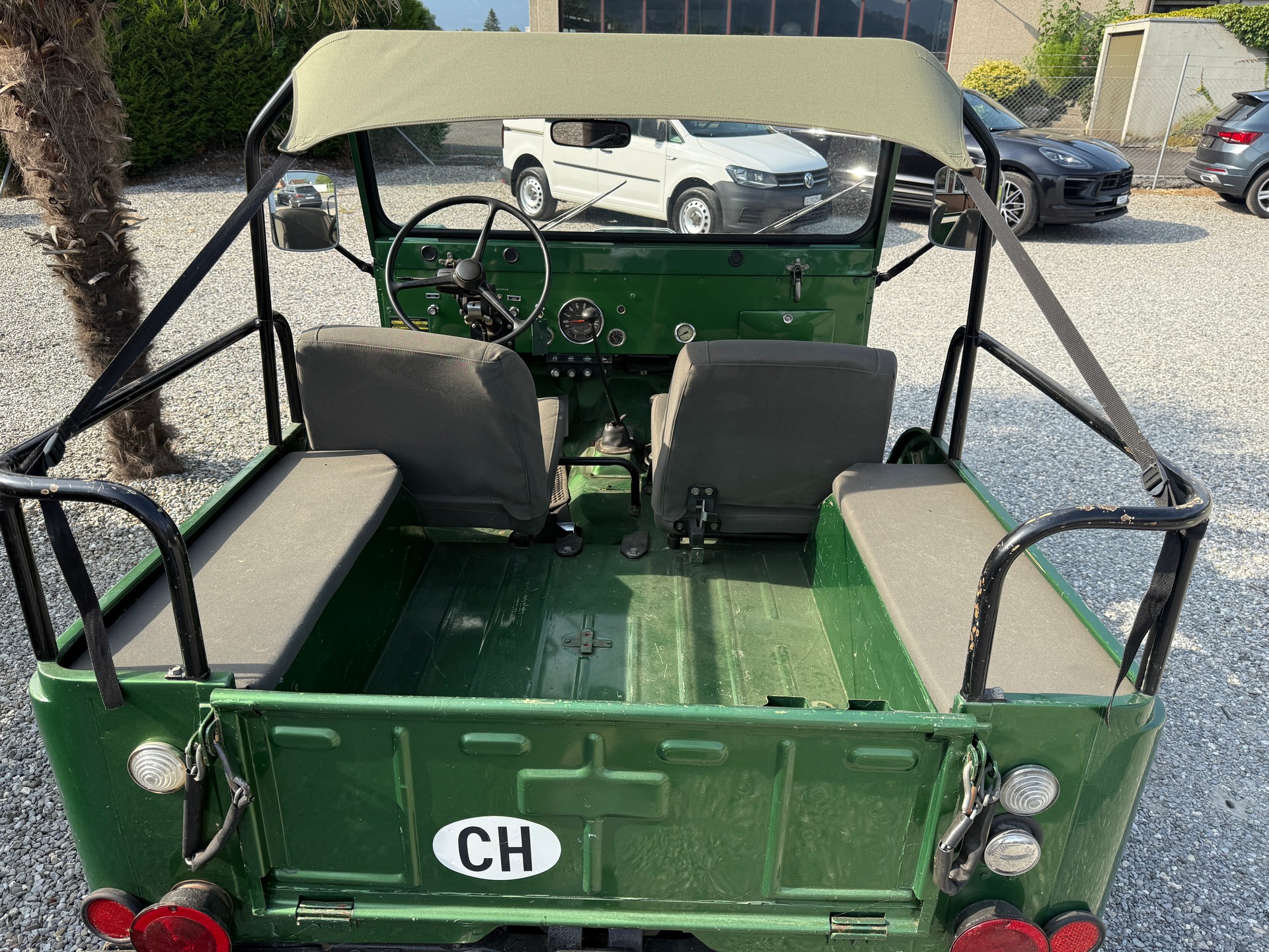 JEEP CJ-5 *4,2-Liter-Reihensechszylindermotor*-image-7