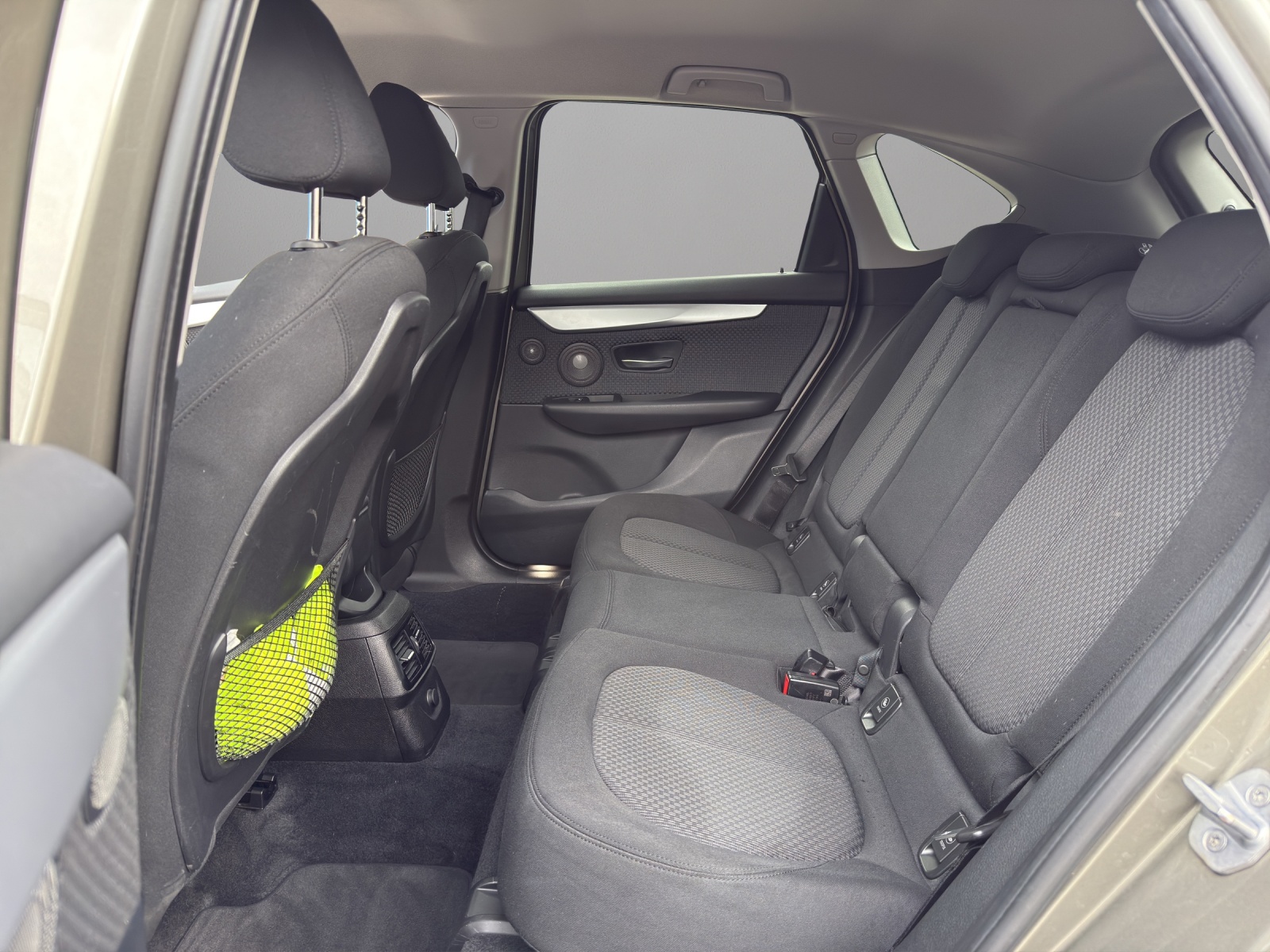 BMW 218d xDrive Active Tourer Steptronic-image-12