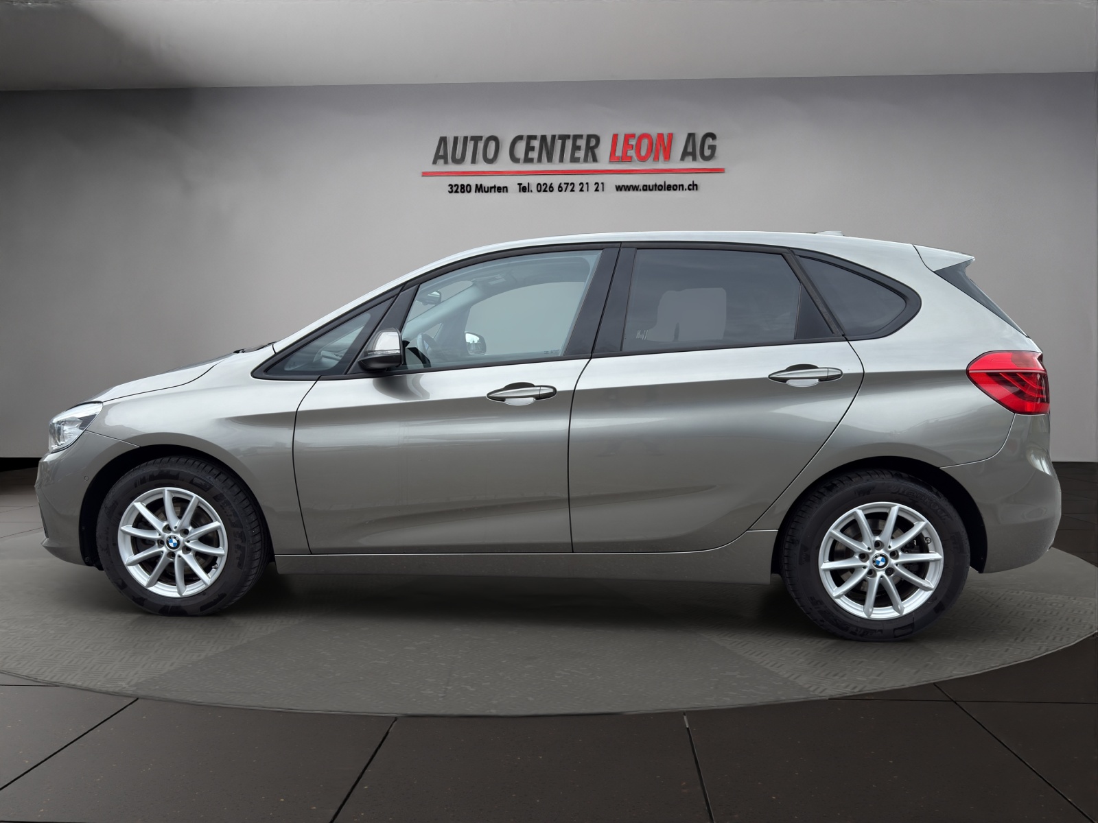 BMW 218d xDrive Active Tourer Steptronic-showroom-element-2