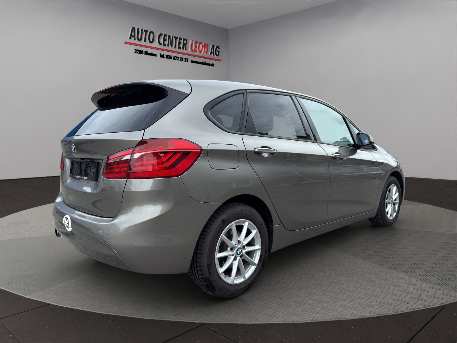 BMW 218d xDrive Active Tourer Steptronic-image-5