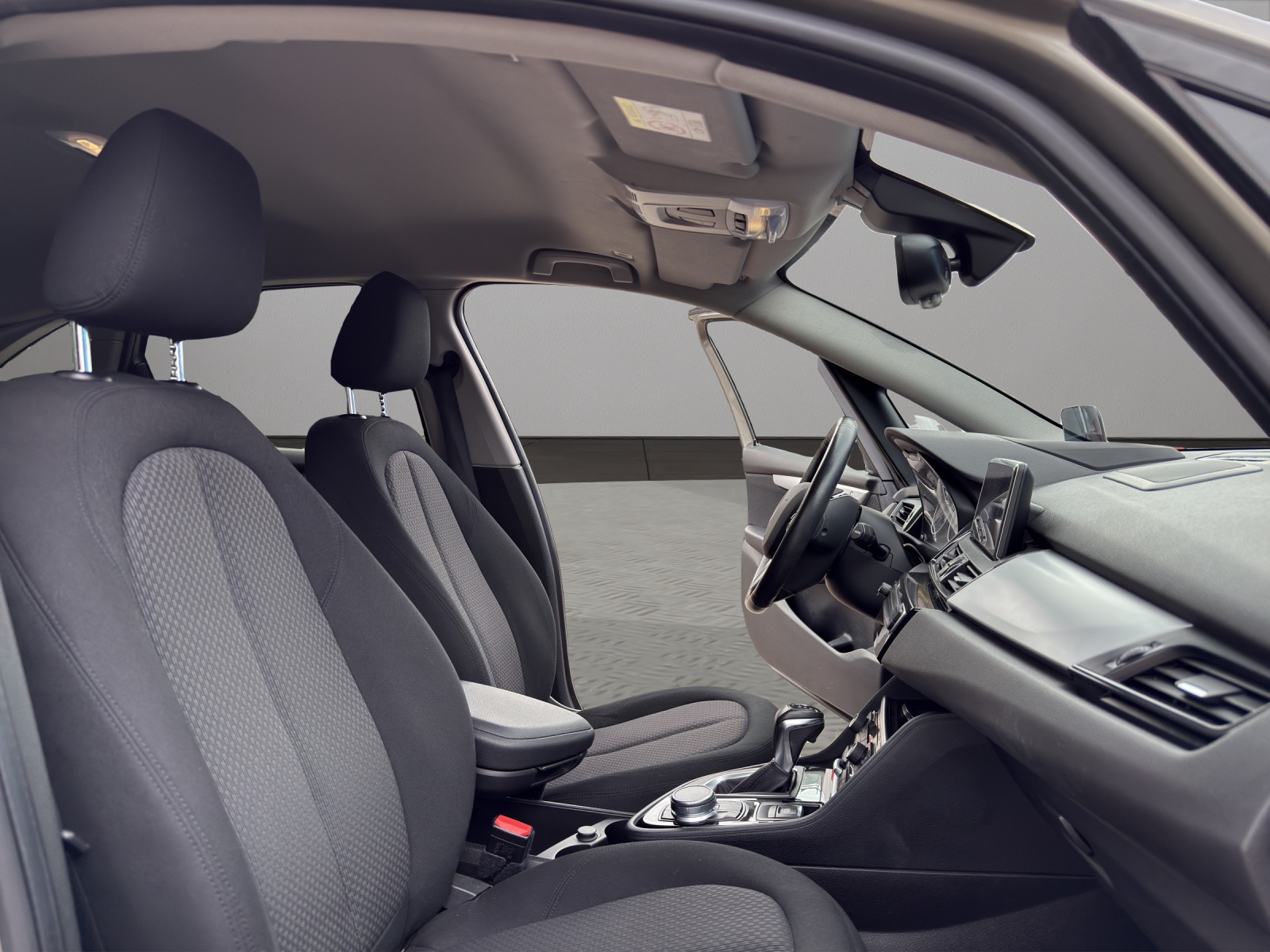 BMW 218d xDrive Active Tourer Steptronic-image-20