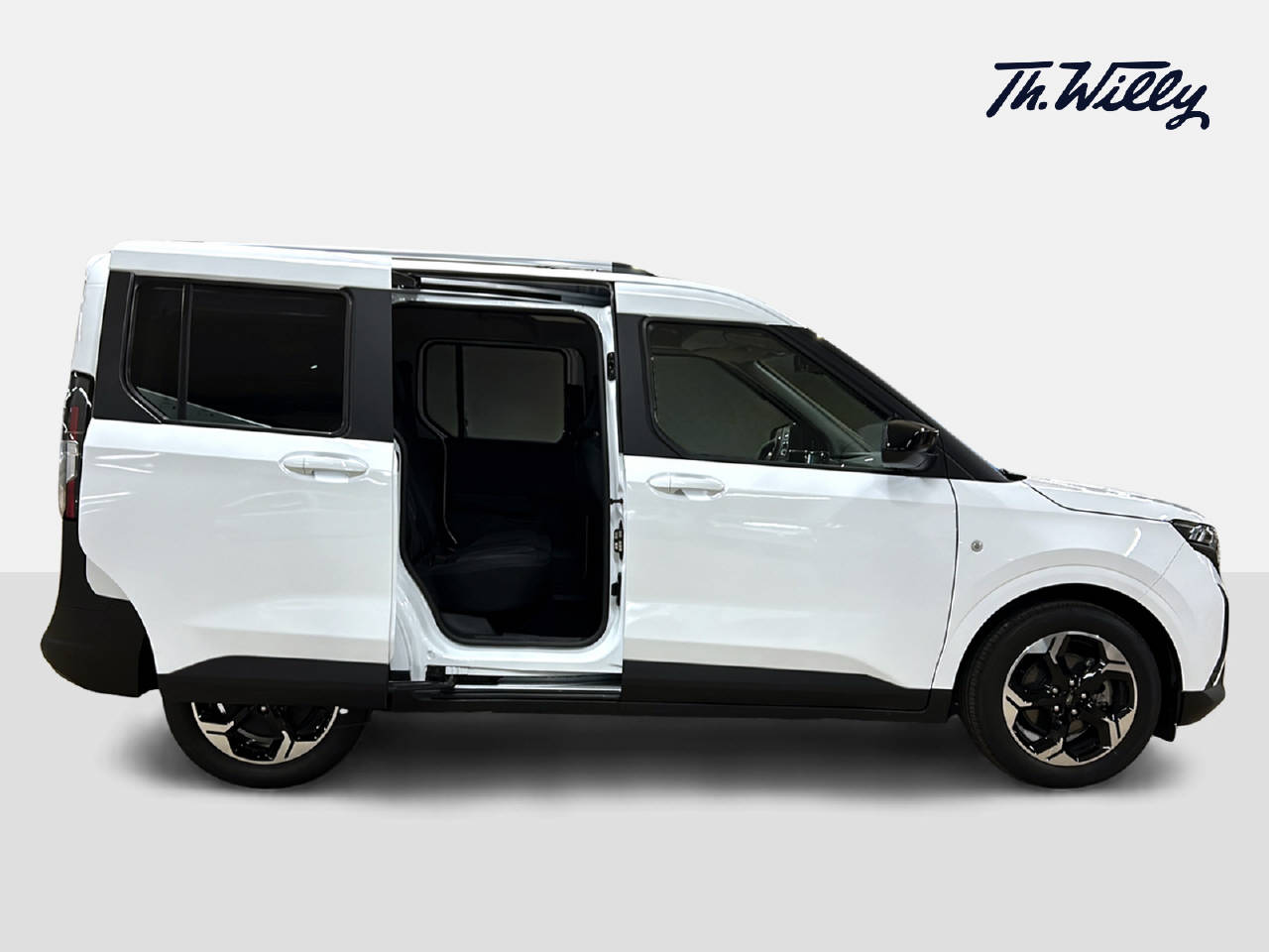 FORD E-Tourneo Courier Titanium-image-5