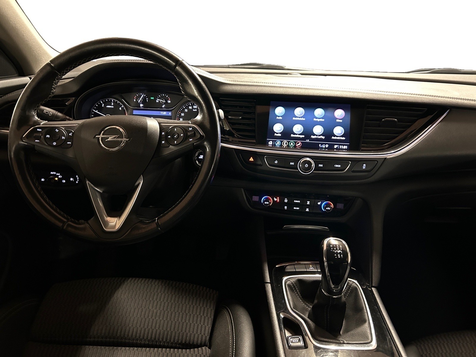 OPEL Insignia 2.0 CDTI Sports Tourer Excellence 4WD-image-9