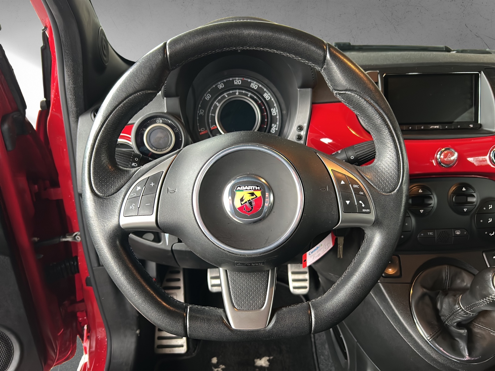 FIAT 500 1.4 16V Turbo Abarth-image-6