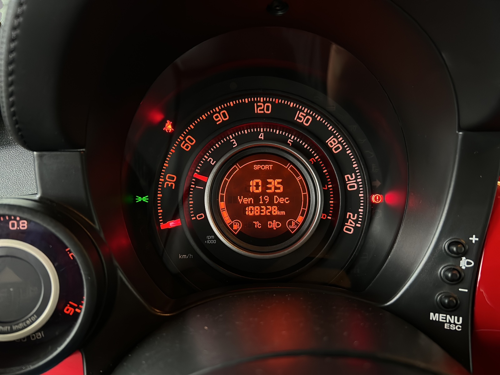 FIAT 500 1.4 16V Turbo Abarth-image-7