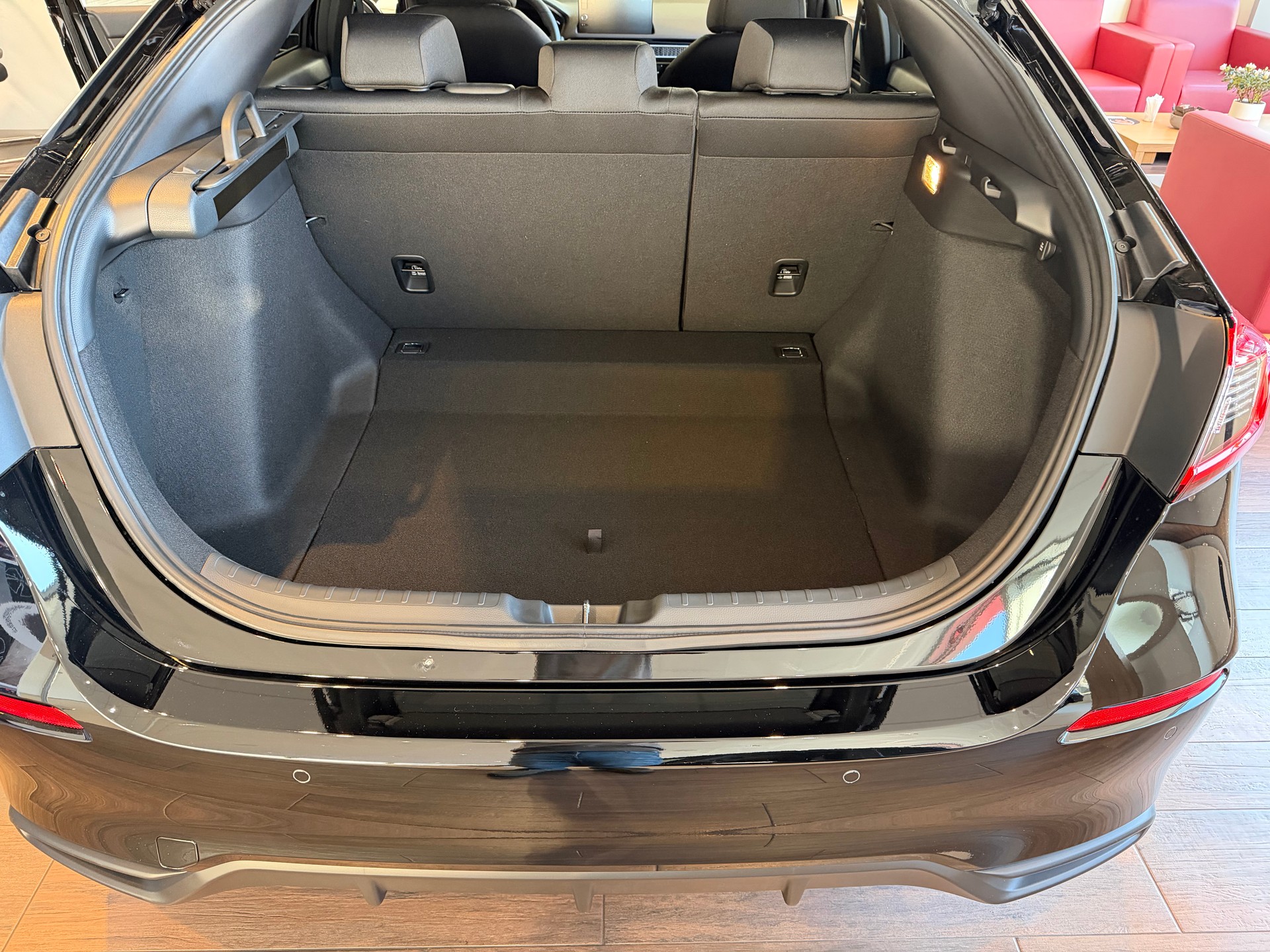 HONDA Civic 2.0 i-MMD HEV Elegance-image-9