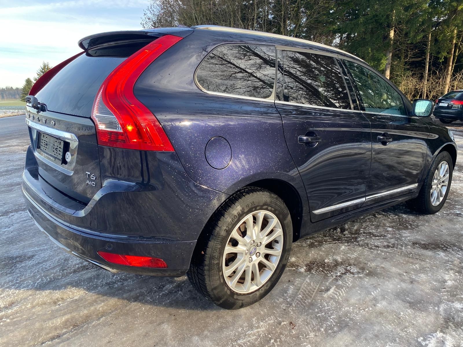 VOLVO XC60 T6 AWD Summum Geartronic-image-4