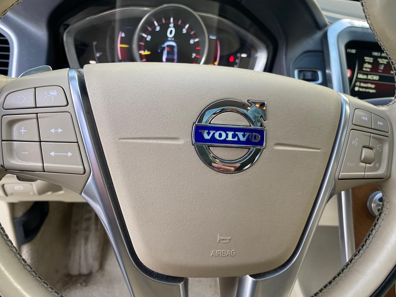 VOLVO XC60 T6 AWD Summum Geartronic-image-11