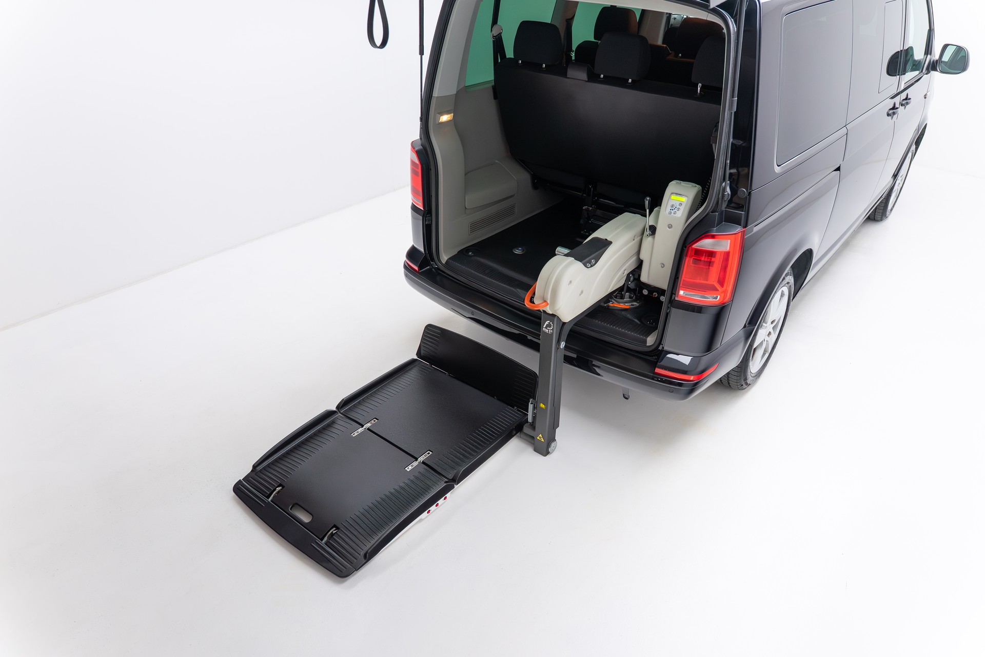 VW T6 Caravelle 2.0 TDI Trendline Liberty DSG - Behindertengerecht-image-9