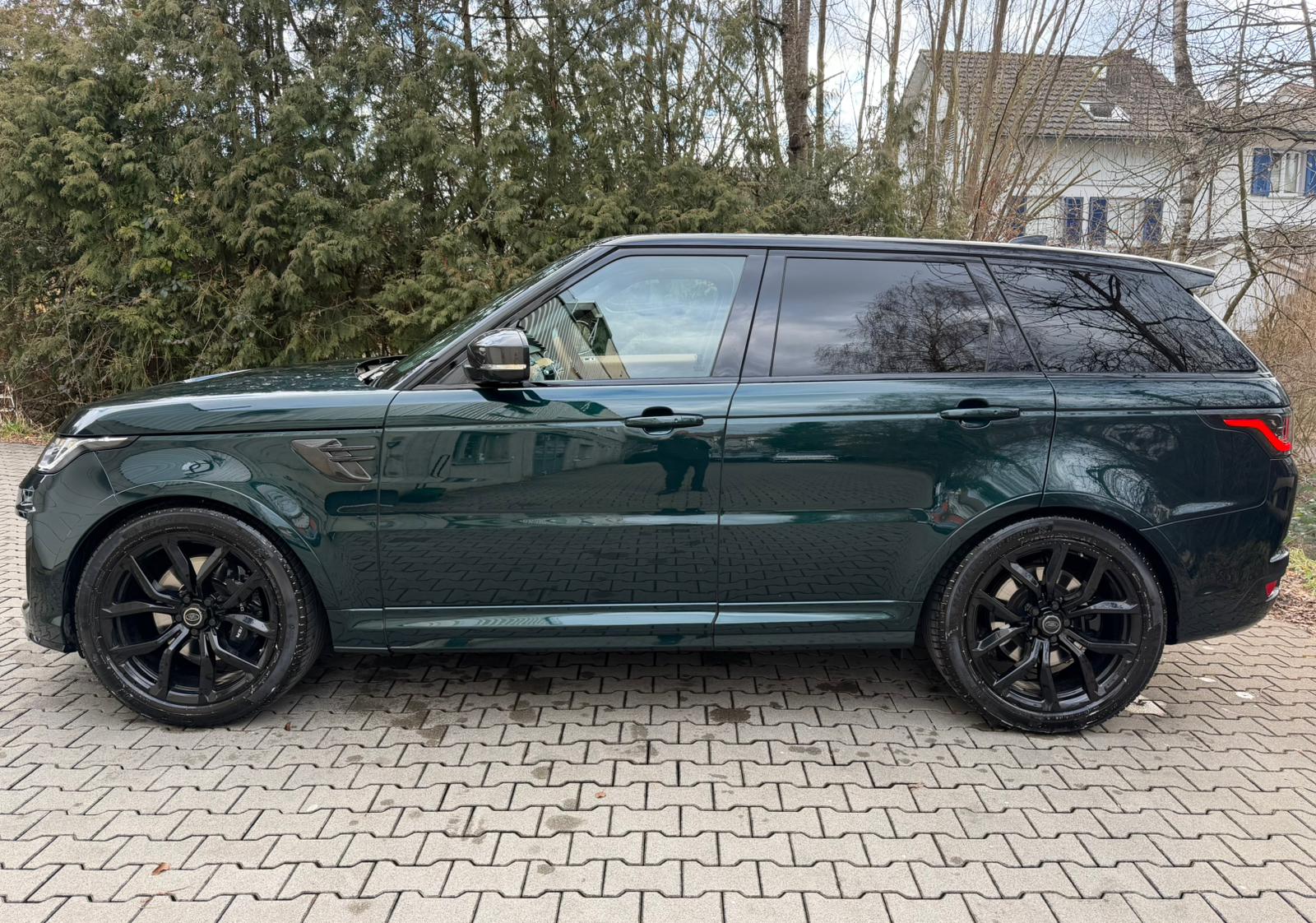 LAND ROVER Range Rover Sport 5.0 V8 S/C SVR Automatic-showroom-element-1