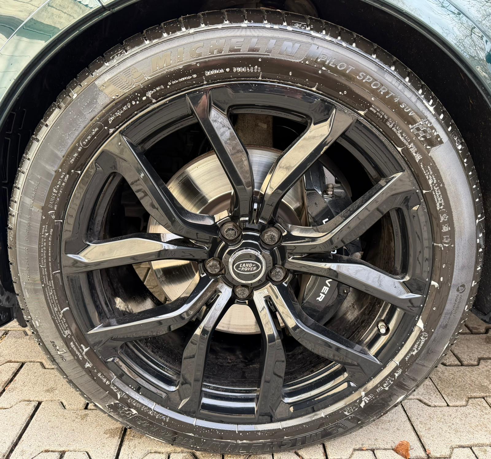 LAND ROVER Range Rover Sport 5.0 V8 S/C SVR Automatic-image-9