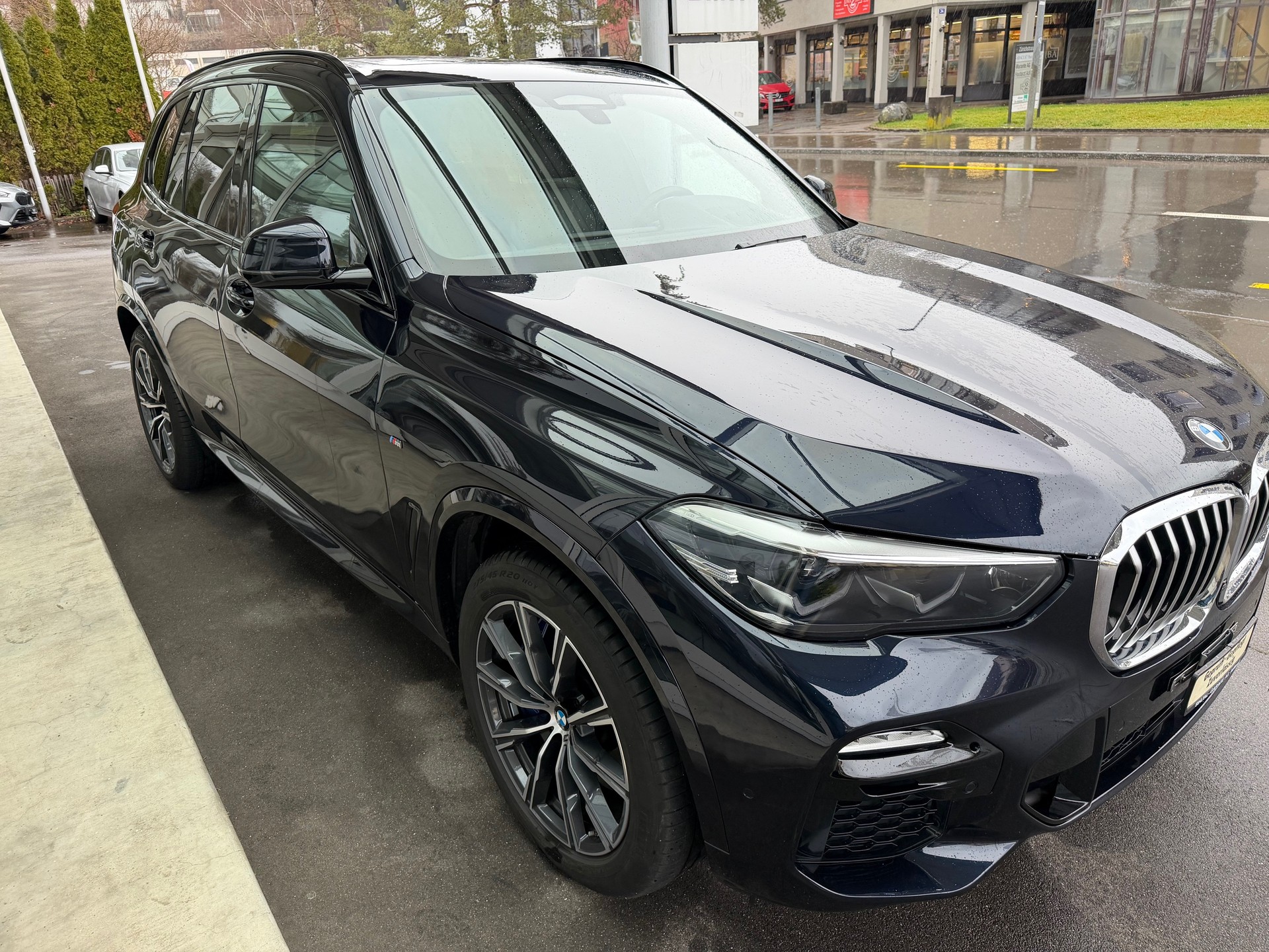 BMW X5 xDrive 40i Steptronic-showroom-element-2