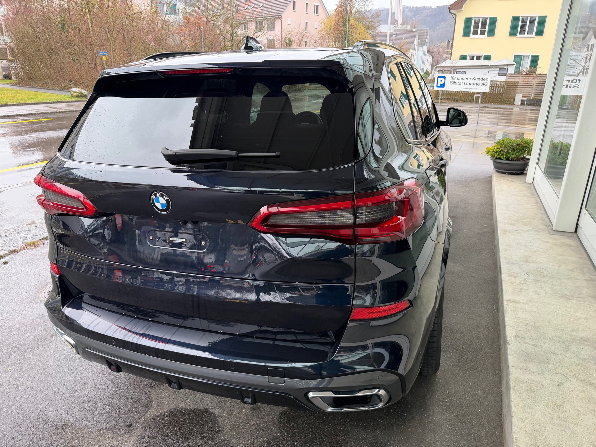 BMW X5 xDrive 40i Steptronic-showroom-element-3