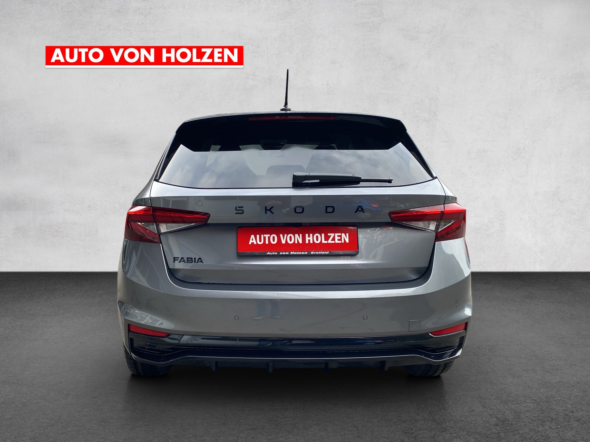 SKODA Fabia 1.0 TSI Monte Carlo DSG-showroom-element-3