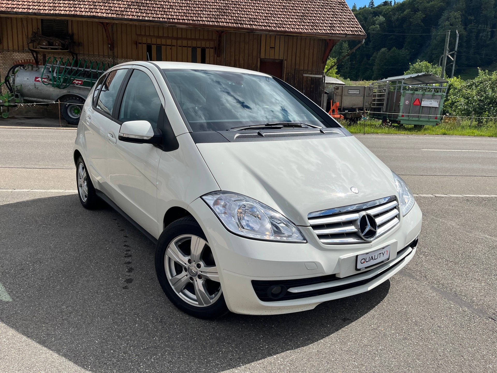 MERCEDES-BENZ A 180 (170) Avantgarde Autotronic / Frisch ab MFK & Sevice-image-1