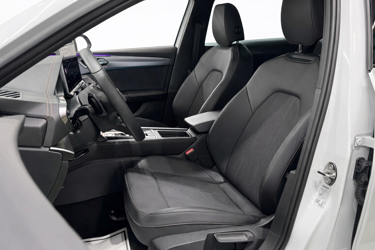 CUPRA LEON ST 1.5 eTSI DSG *Neues Modell*-image-10
