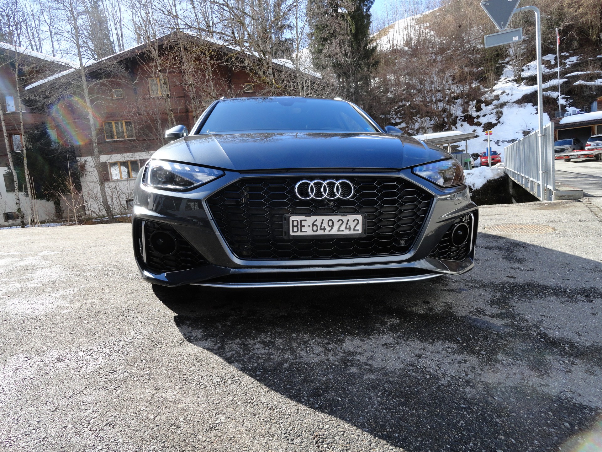 AUDI RS4 Avant quattro tiptronic-image-8
