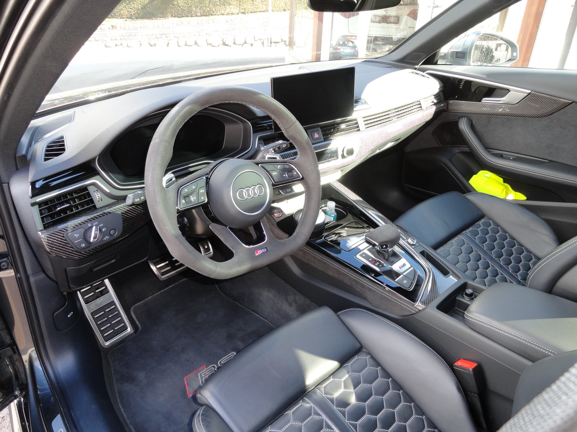 AUDI RS4 Avant quattro tiptronic-showroom-element-3