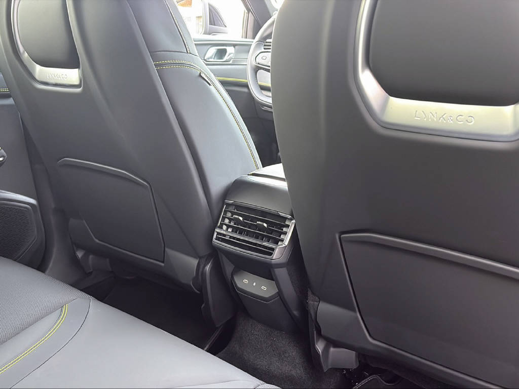 LYNK & CO 01 1.5 PHEV More-image-20