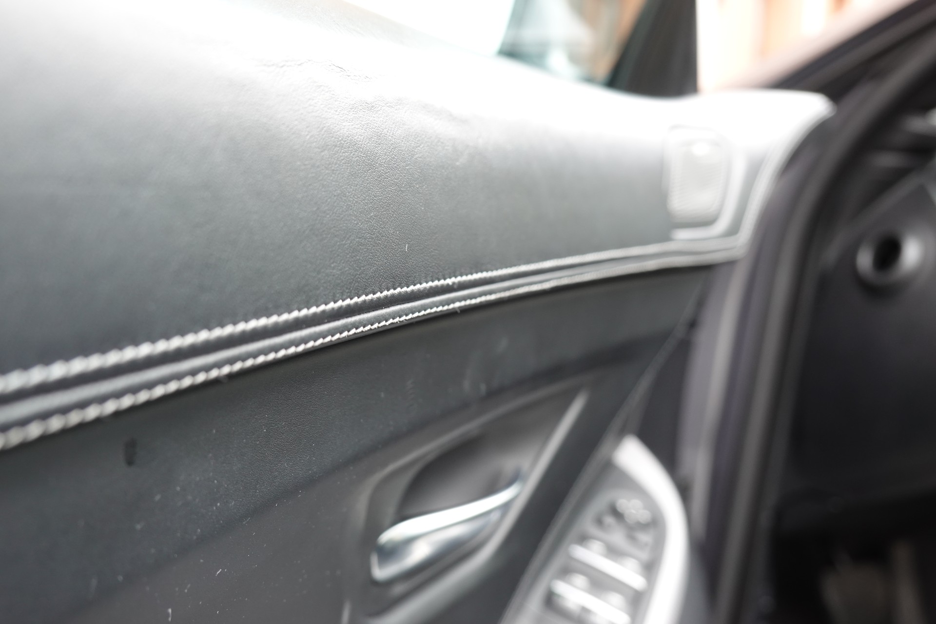 BMW 640i Gran Coupé xDrive - "Véhicule CH * Toit Ouvrant * Harman&Kardon * Head-Up Display * Sièges Electriques"-image-13