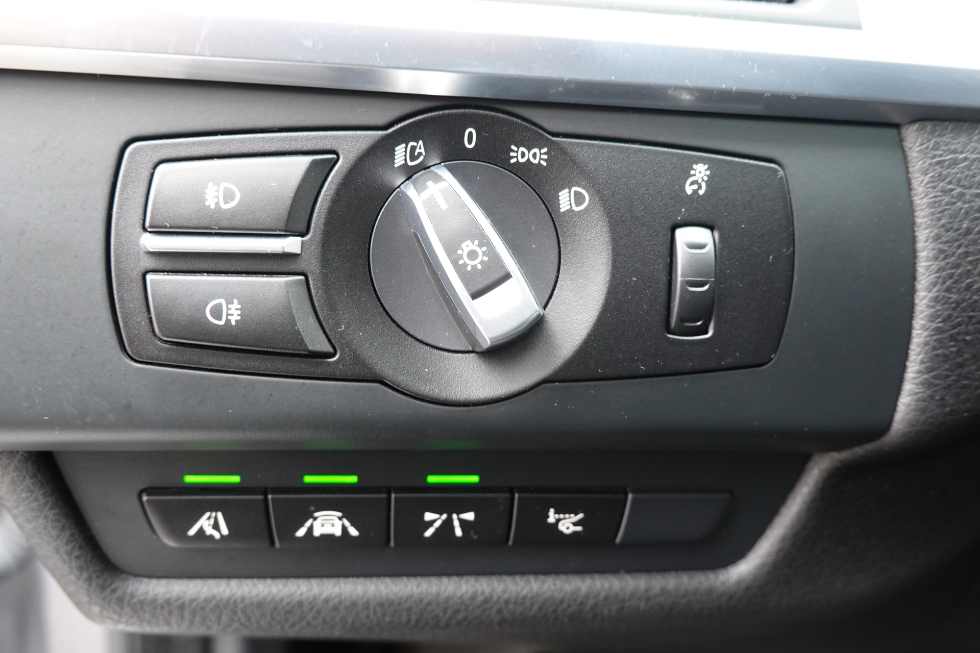 BMW 640i Gran Coupé xDrive - "Véhicule CH * Toit Ouvrant * Harman&Kardon * Head-Up Display * Sièges Electriques"-image-15