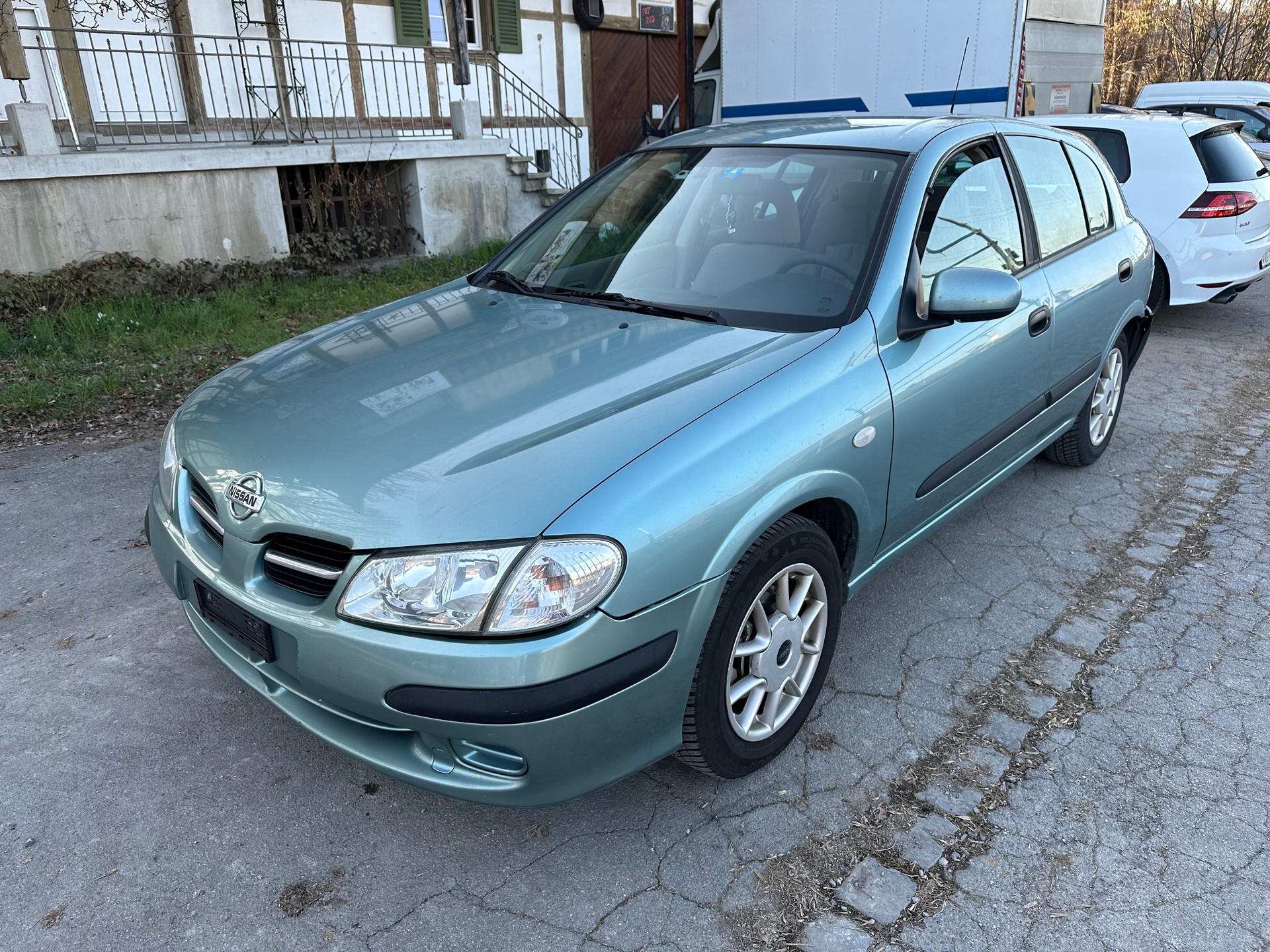 NISSAN Almera 1.5 16V Comfort FIXPREIS-showroom-element-1