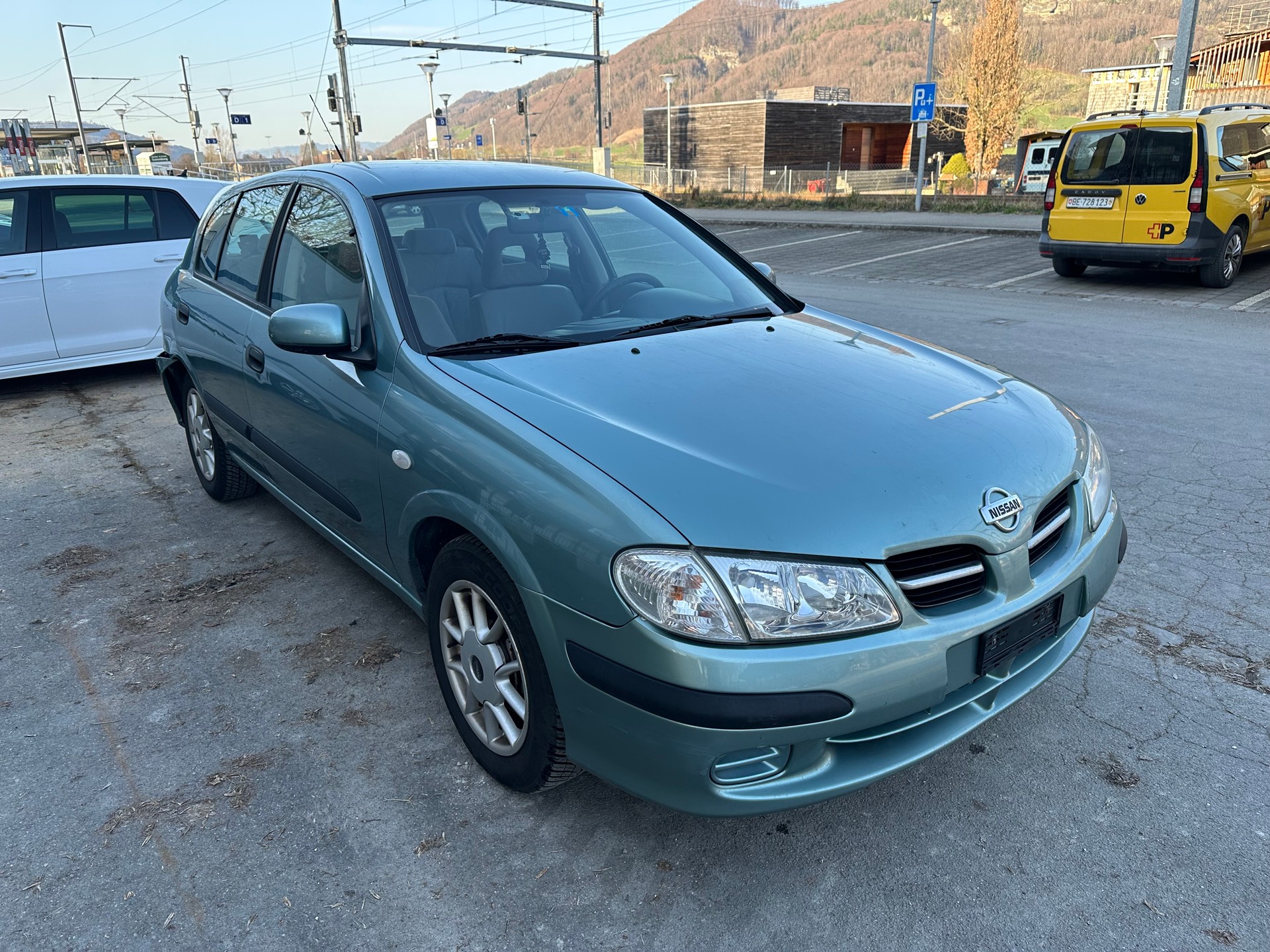 NISSAN Almera 1.5 16V Comfort FIXPREIS-showroom-element-3