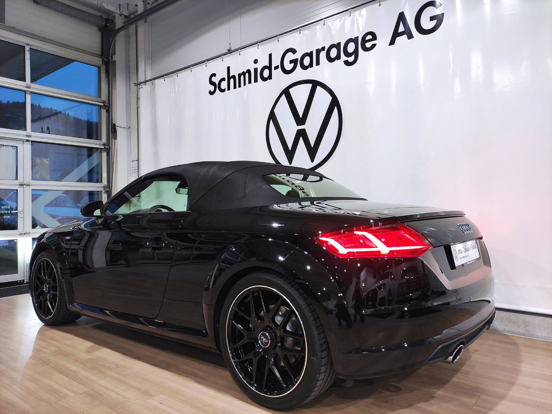 AUDI TT Roadster 2.0 TFSI S-Line quattro S-Tronic-image-11