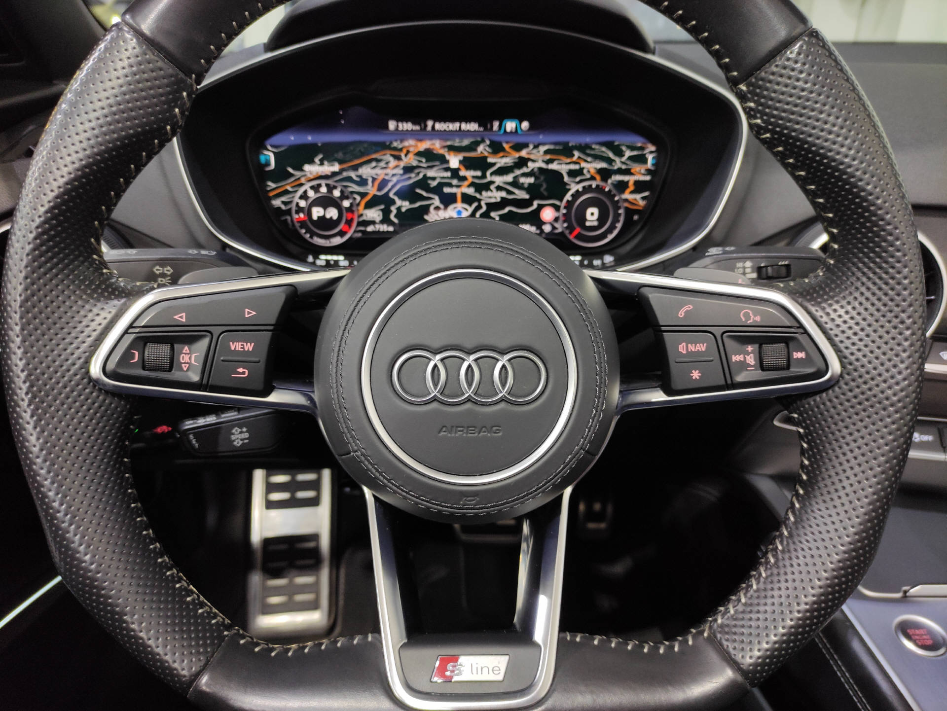 AUDI TT Roadster 2.0 TFSI S-Line quattro S-Tronic-image-7
