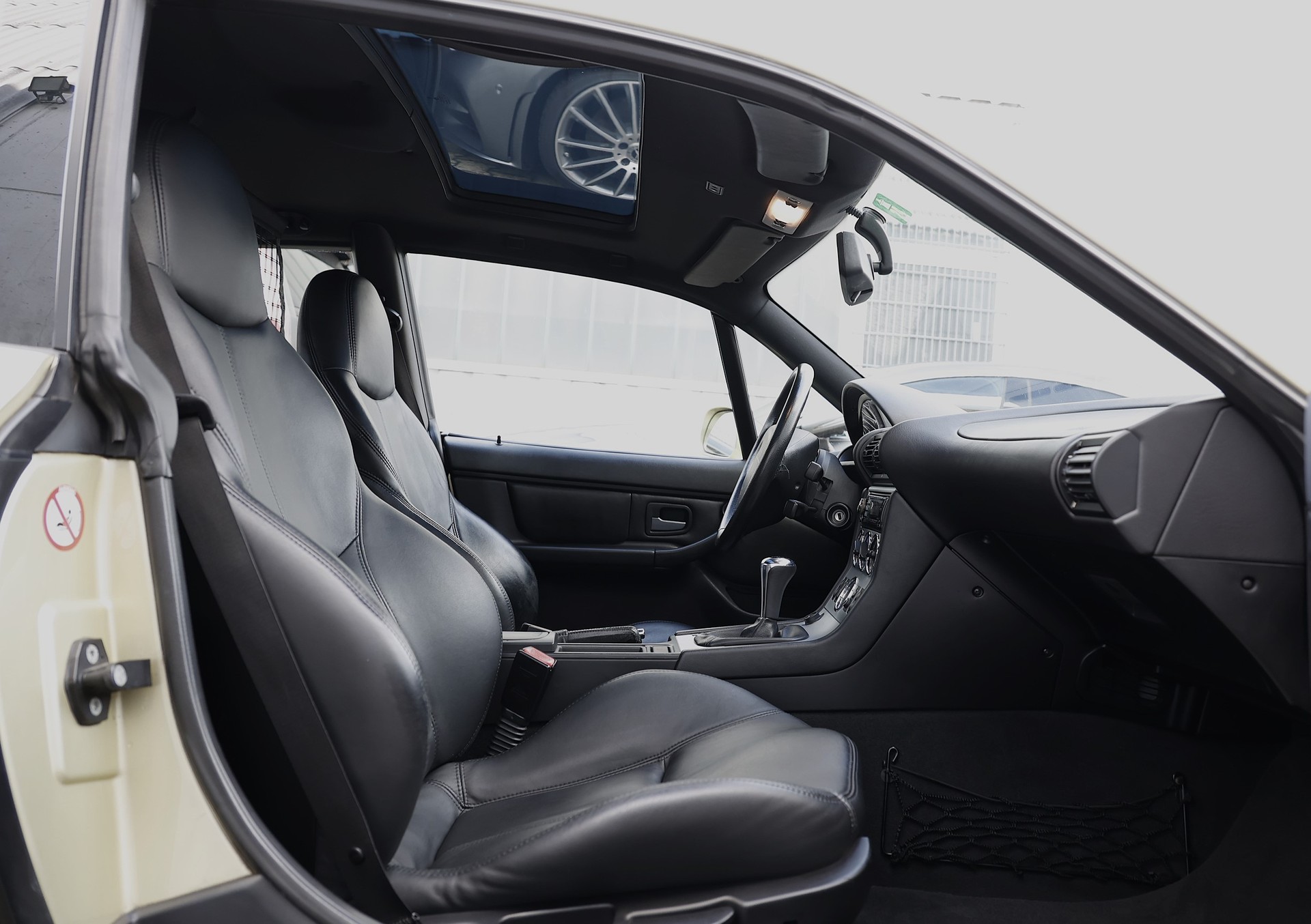 BMW Z3 3.0i Coupé-image-19