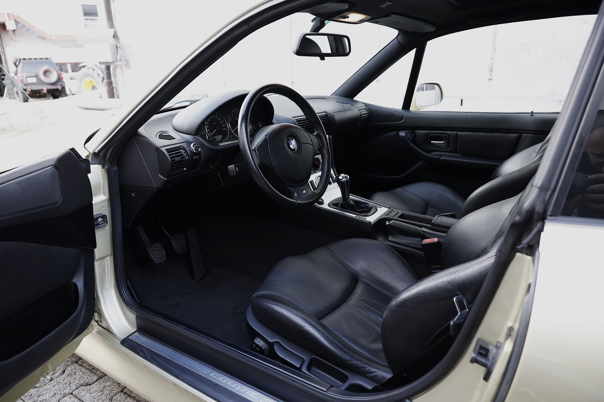 BMW Z3 3.0i Coupé-image-12