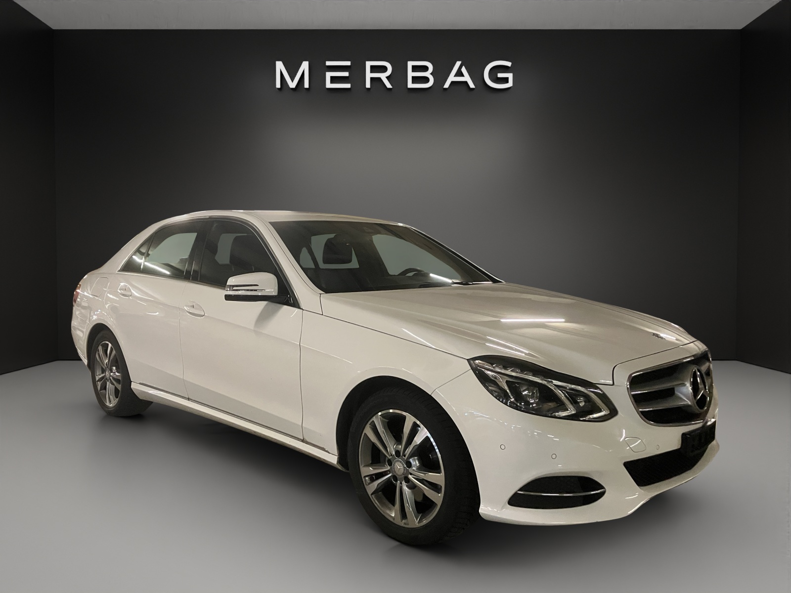 MERCEDES-BENZ E 220 BlueTEC Avantgarde 4Matic 7G-Tronic
