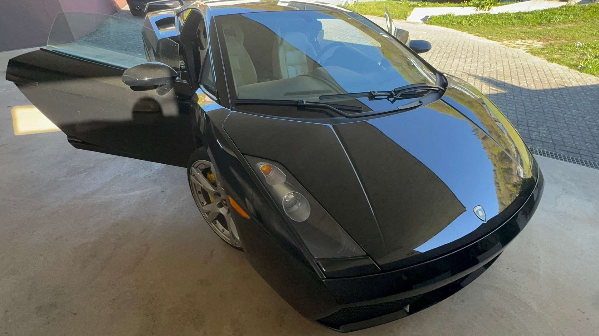 LAMBORGHINI Gallardo 5.0 V10 Coupé - 520 HP-image-1