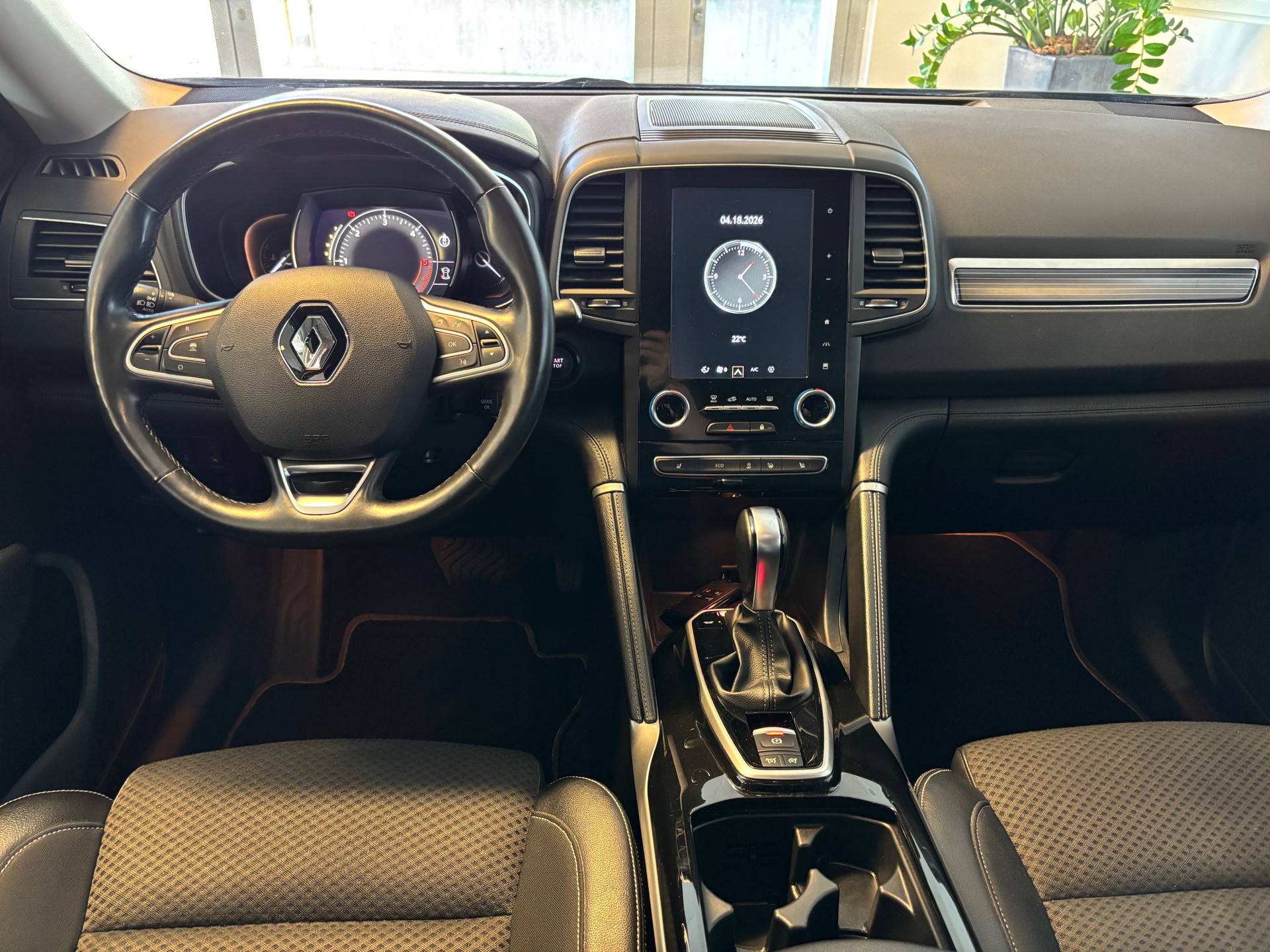 RENAULT Koleos 2.0 dCi Techno 4WD Xtronic CVT-image-12