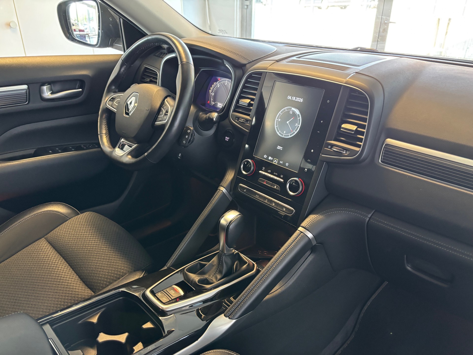 RENAULT Koleos 2.0 dCi Techno 4WD Xtronic CVT-image-8