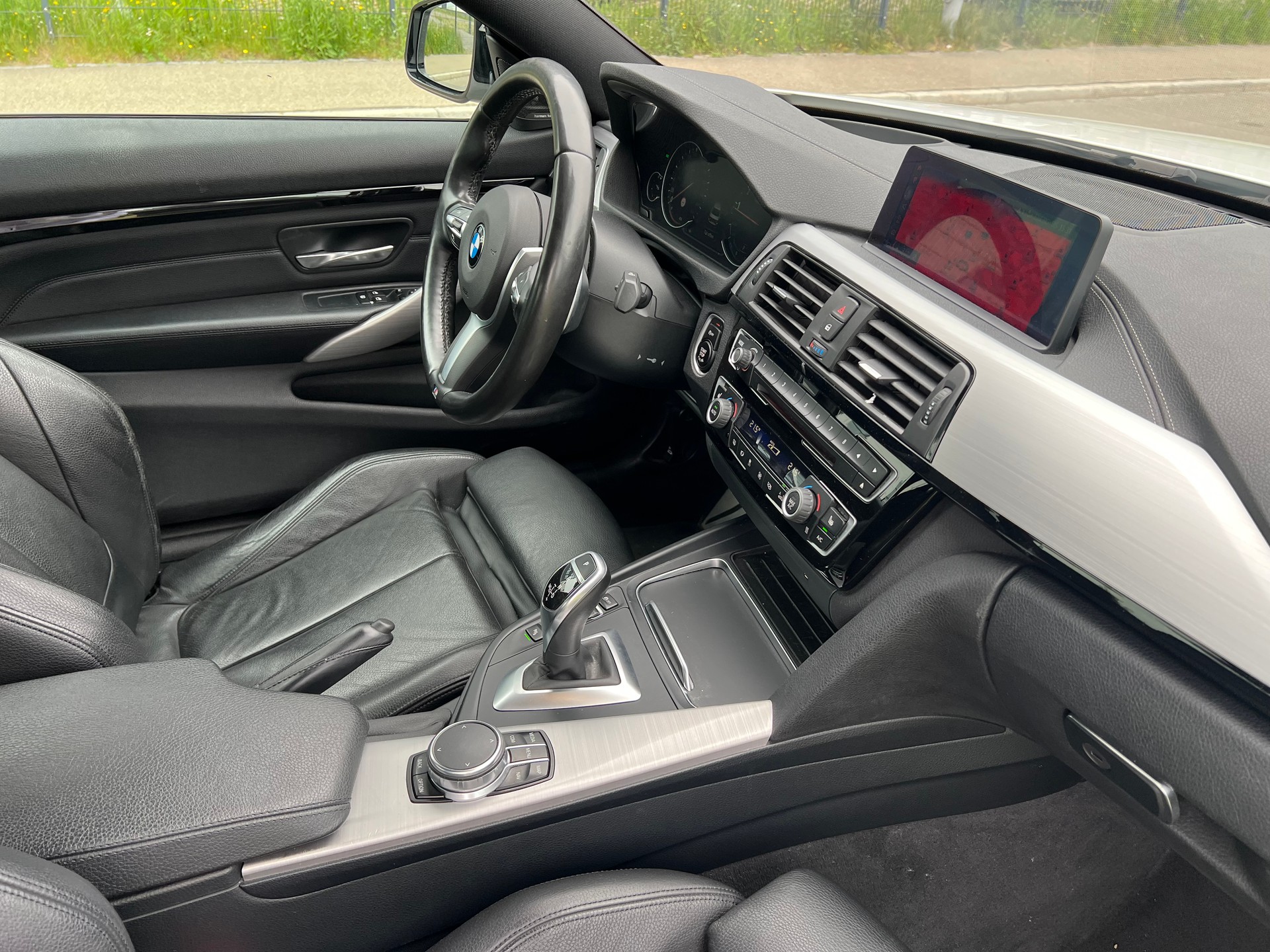 BMW 440i Coupé xDrive M Sport Steptronic-image-25