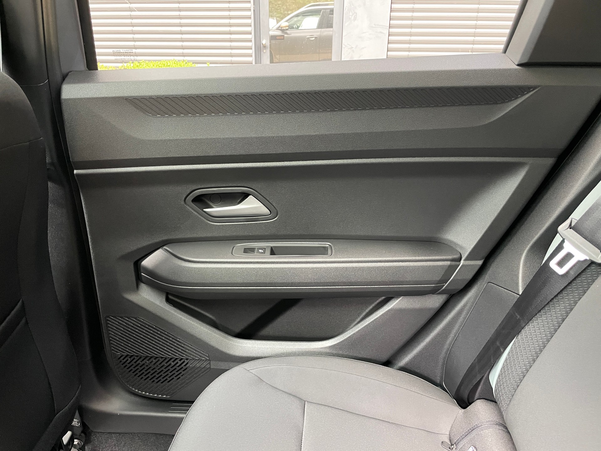 DACIA Bigster TCe 140 48V Extreme-image-18
