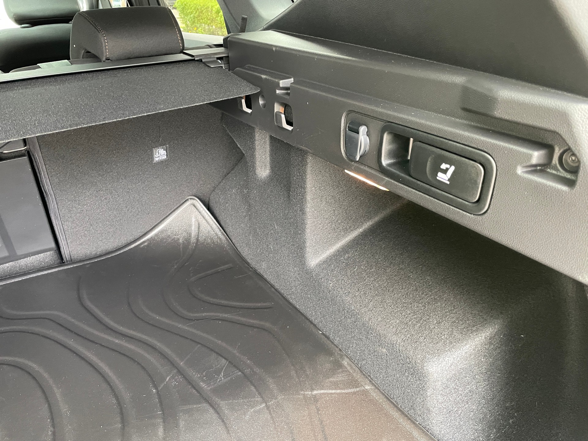 DACIA Bigster TCe 140 48V Extreme-image-7