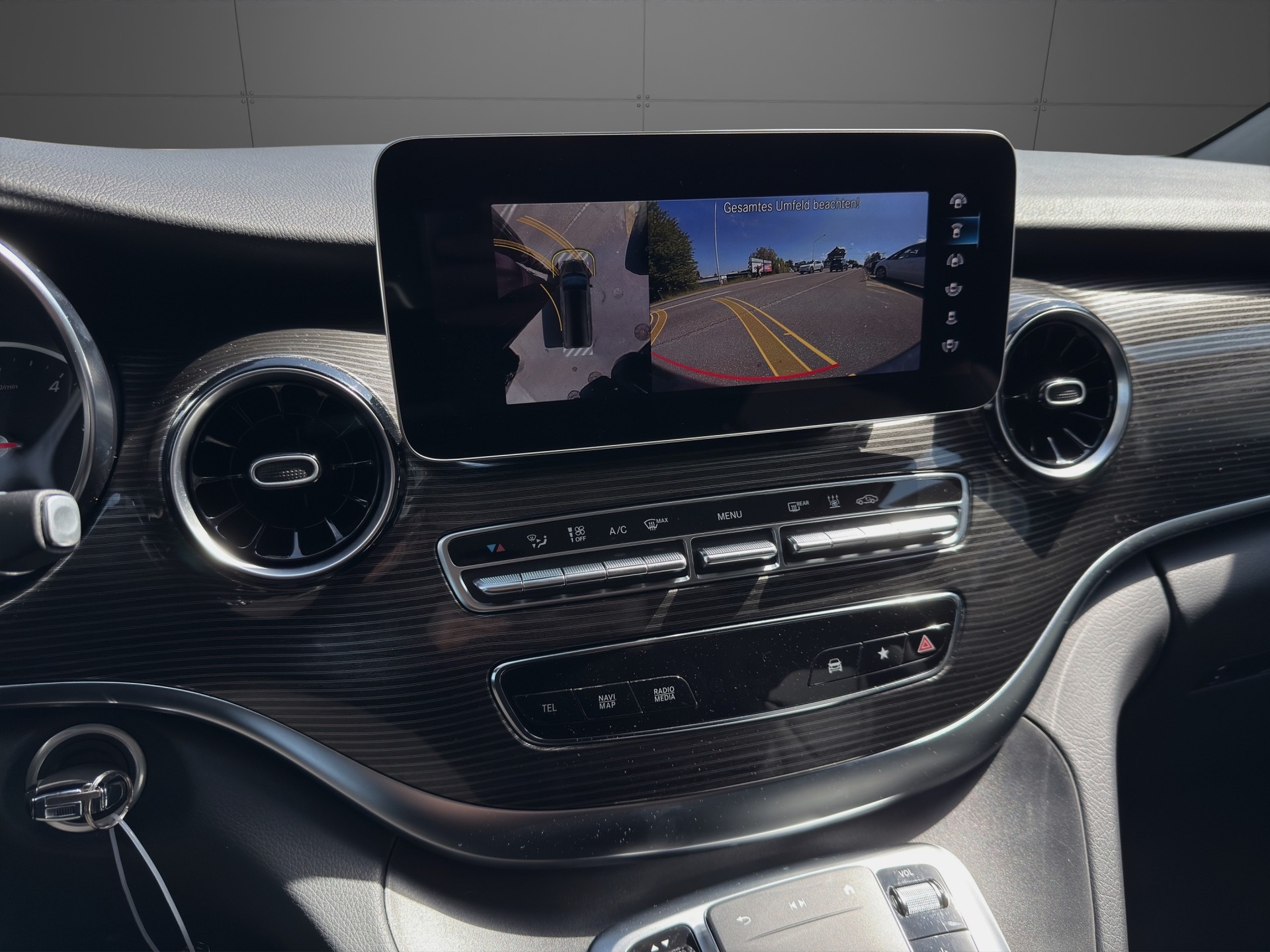MERCEDES-BENZ V 250 d lang Avantgarde 4Matic G-Tronic-image-15