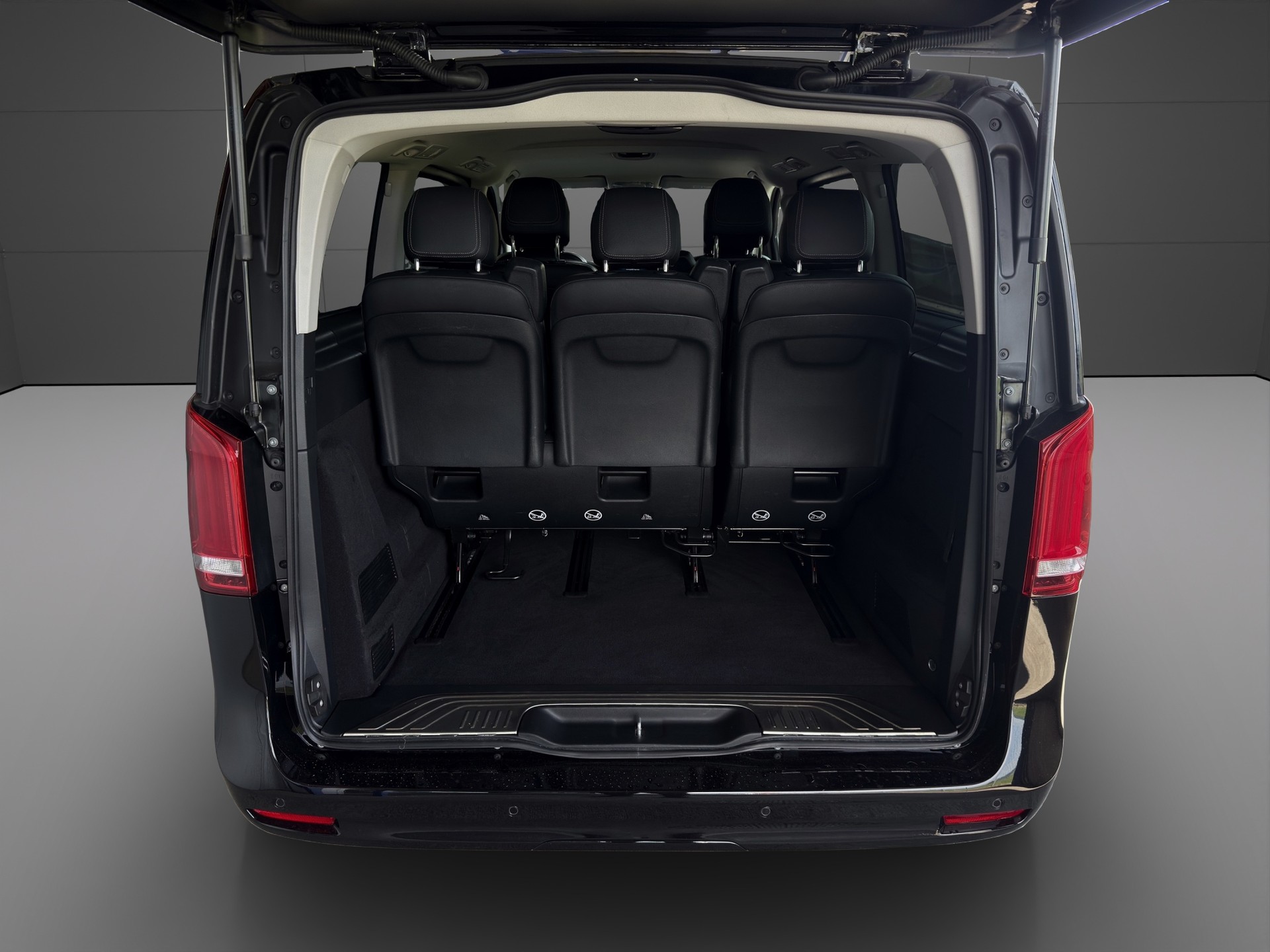 MERCEDES-BENZ V 250 d lang Avantgarde 4Matic G-Tronic-image-4