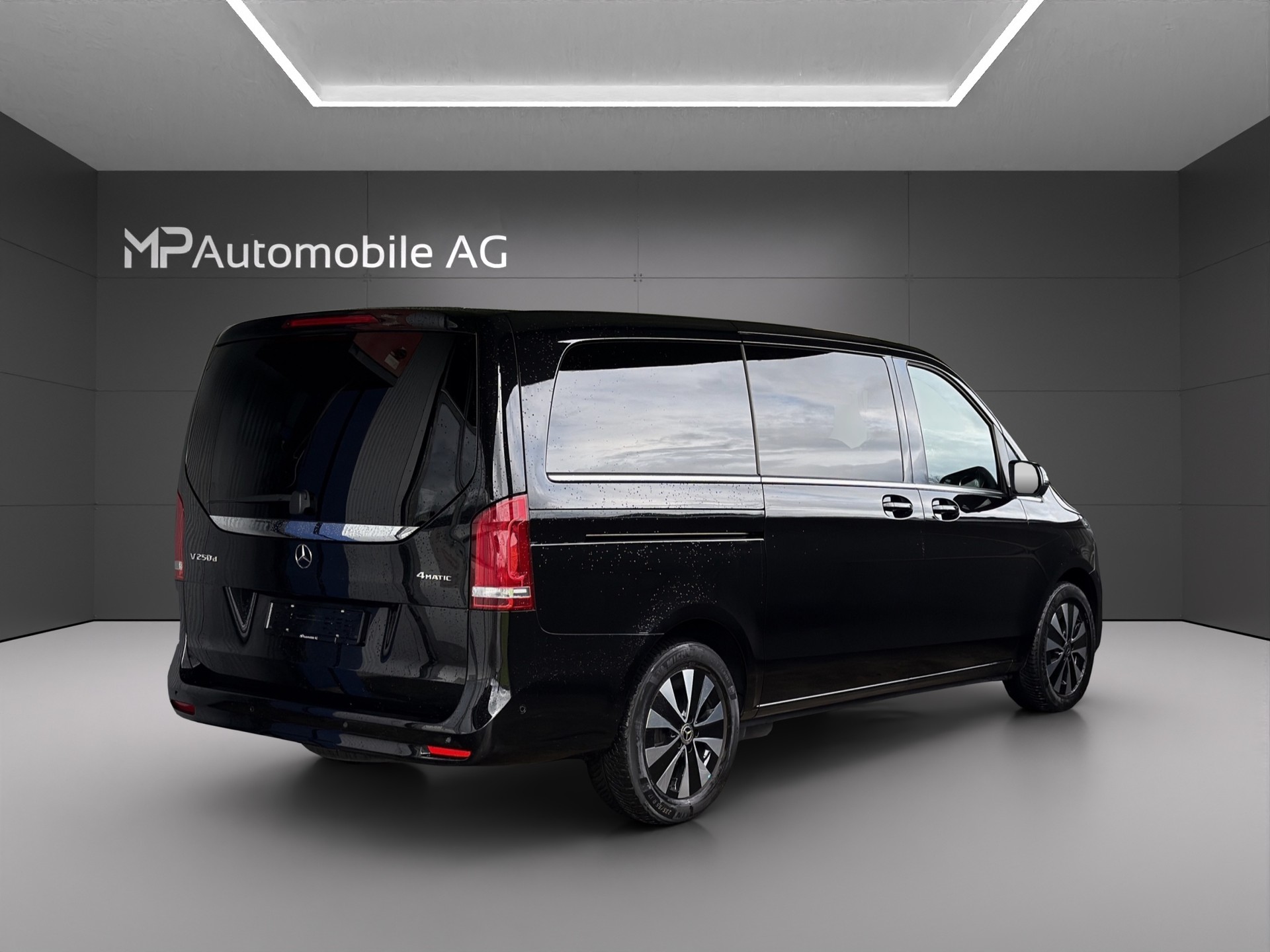 MERCEDES-BENZ V 250 d lang Avantgarde 4Matic G-Tronic-showroom-element-2