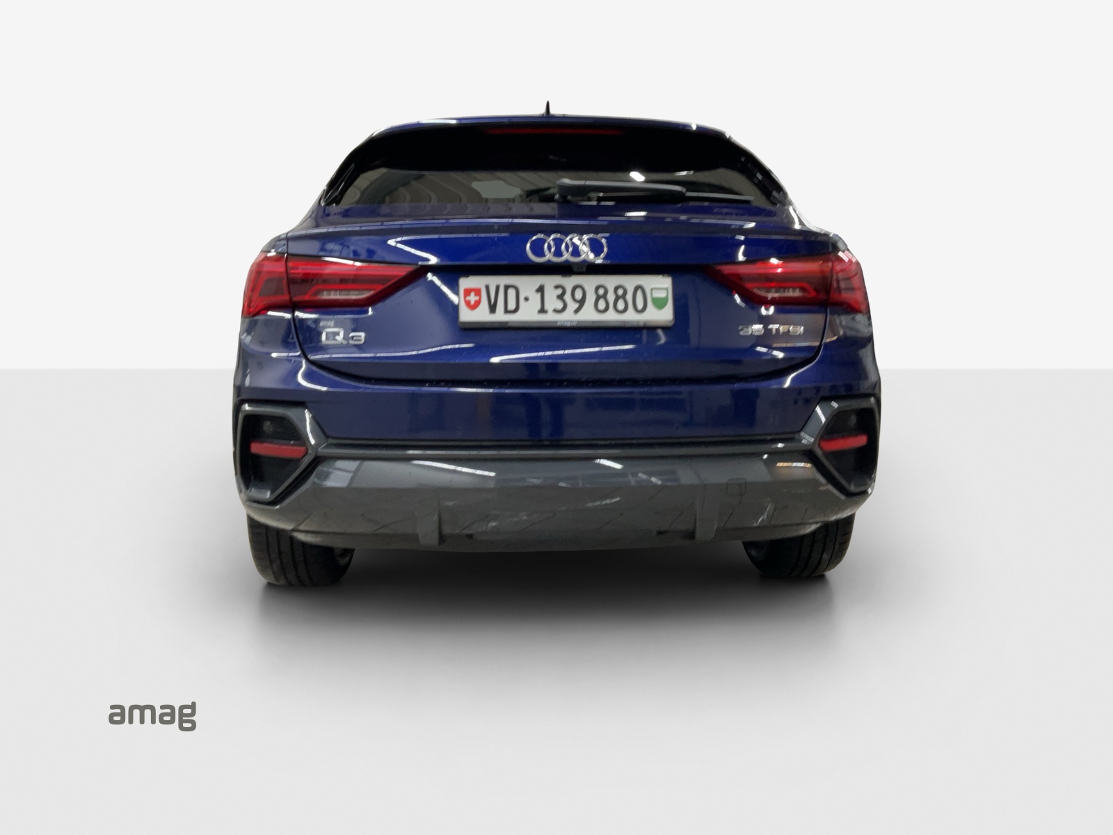 AUDI Q3 Sportback 35 TFSI Attraction S-tronic-showroom-element-3