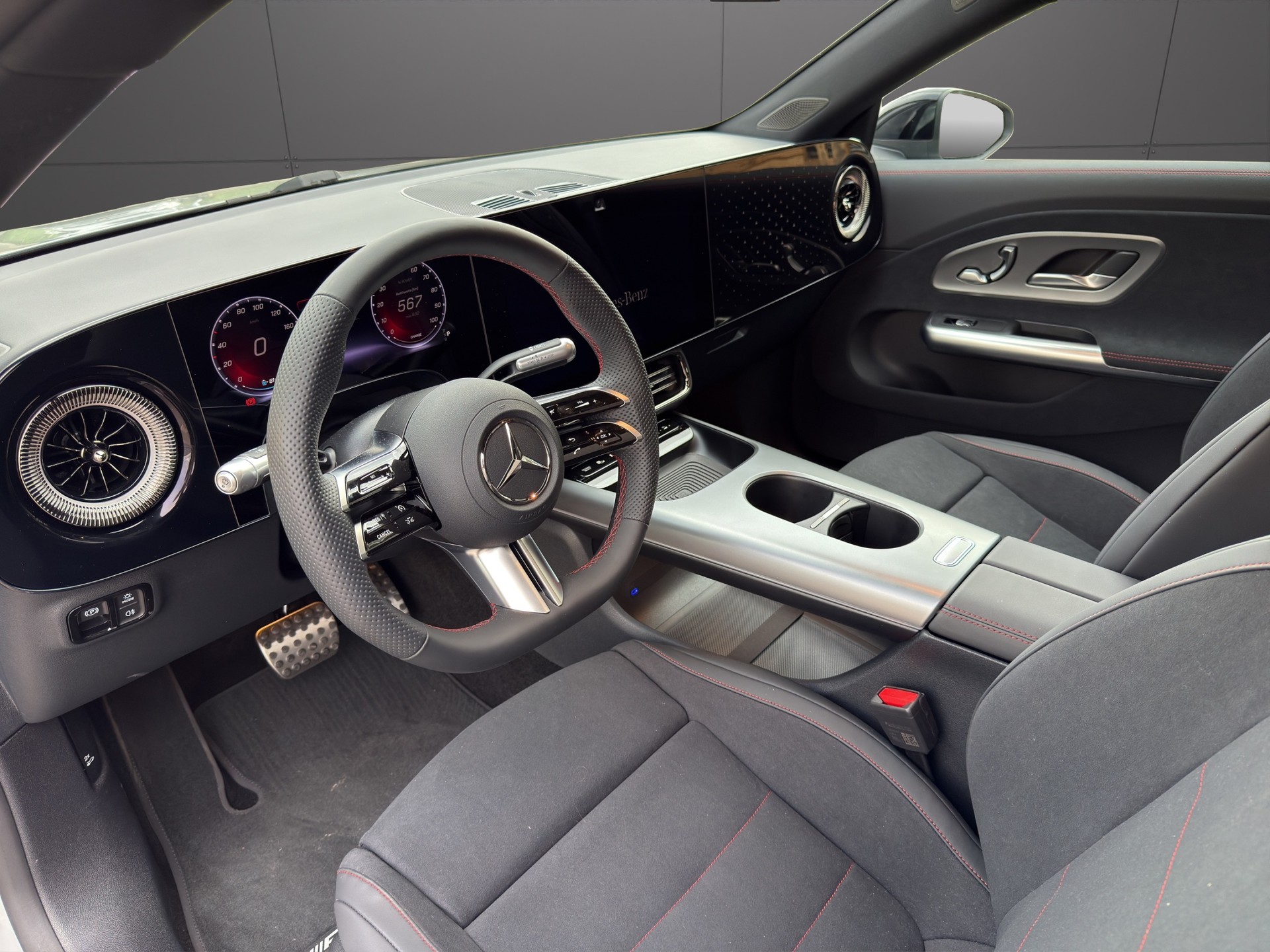 MERCEDES-BENZ CLA 250+ 85 kWh * 792km Reichweite * AMG Line PLUS *-image-9