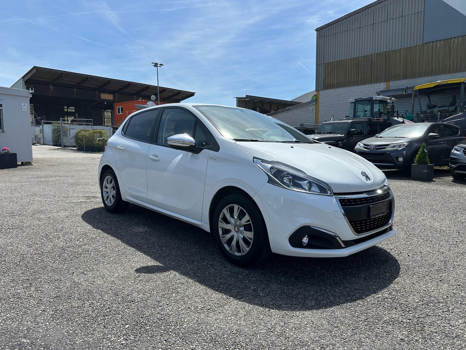 PEUGEOT 208 1.2 PureTech Urban Soul-image-5