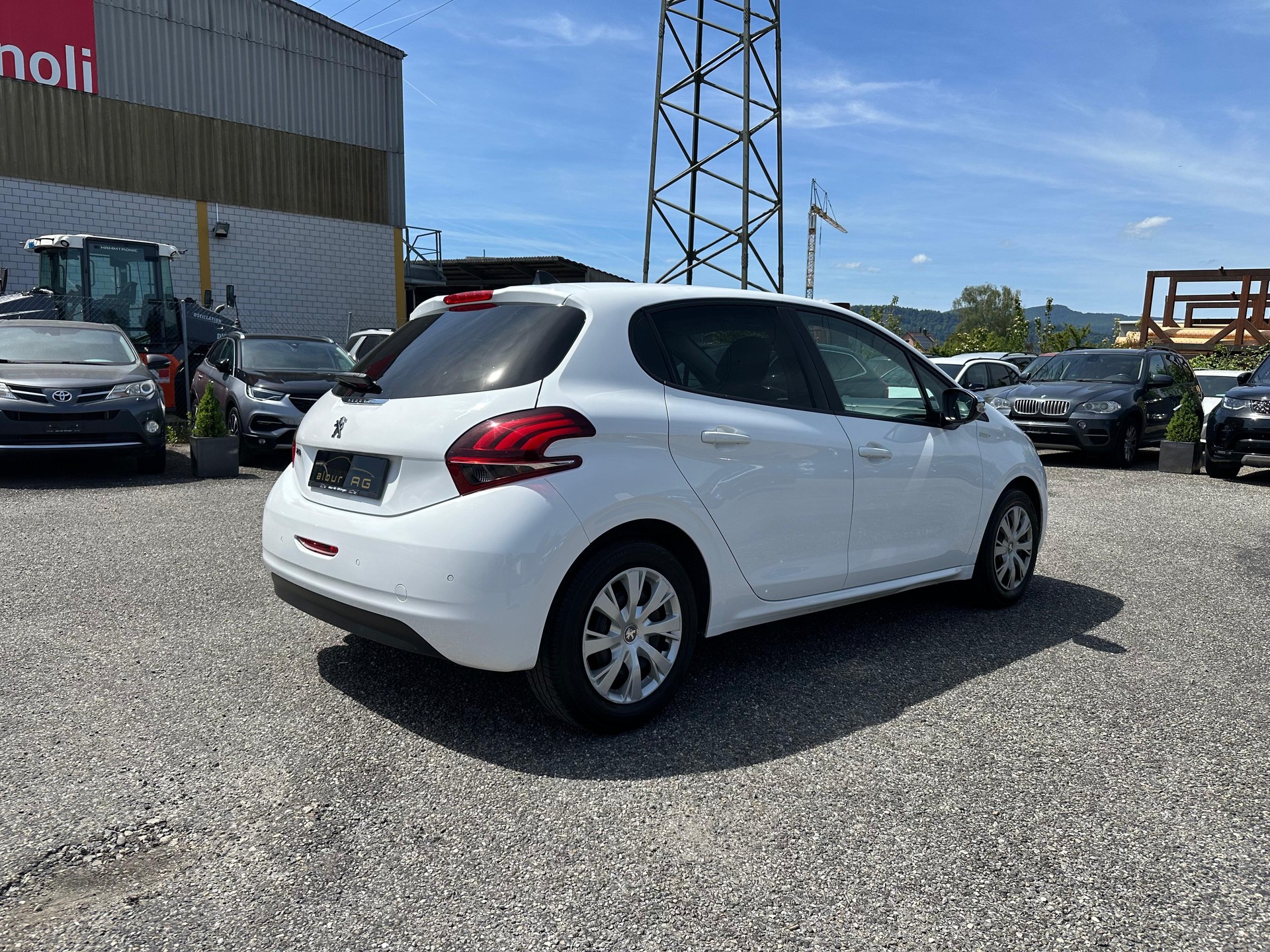 PEUGEOT 208 1.2 PureTech Urban Soul-image-4